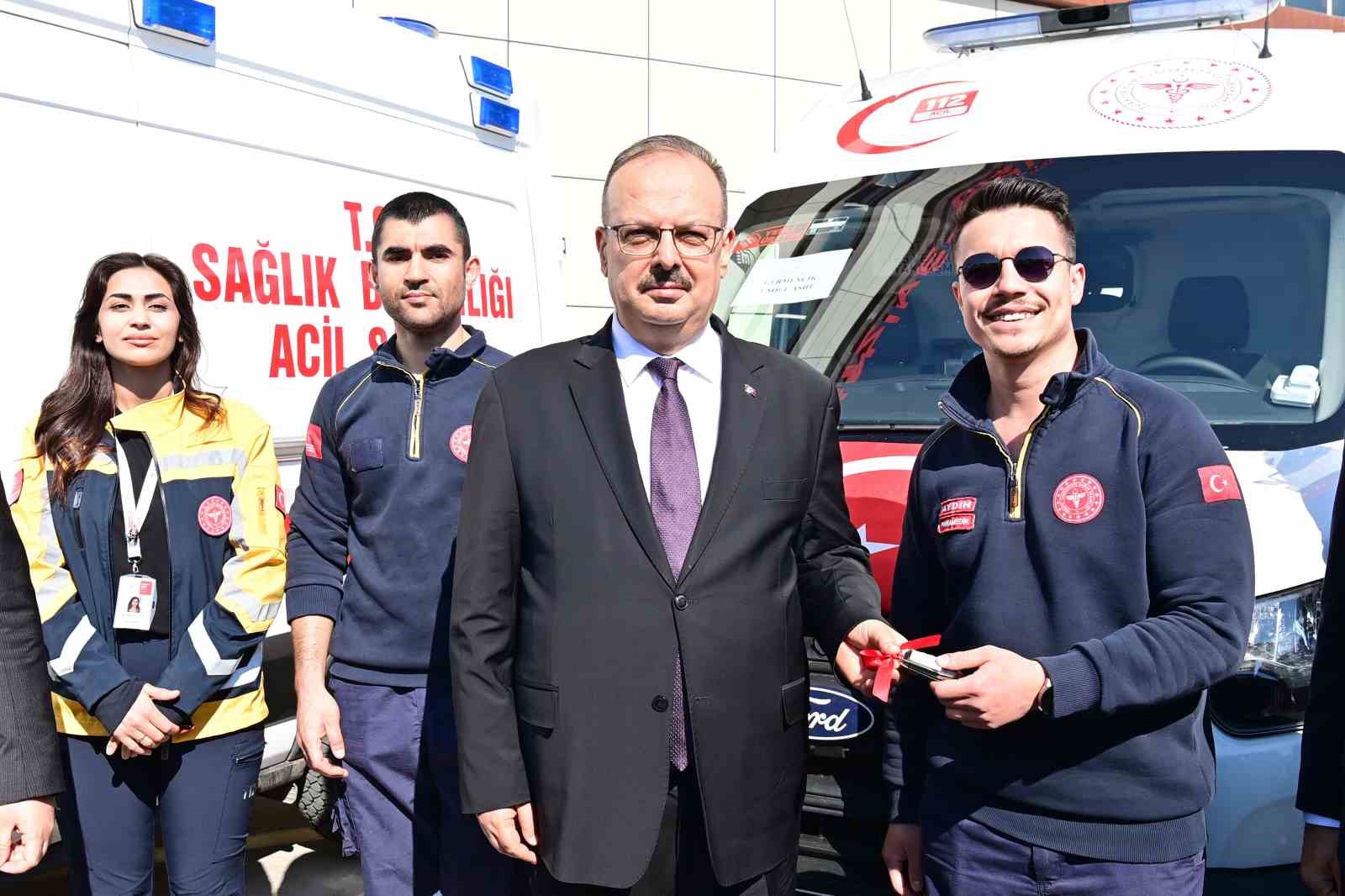 Aydın’da acil sağlık filosuna 16 yeni ambulans
