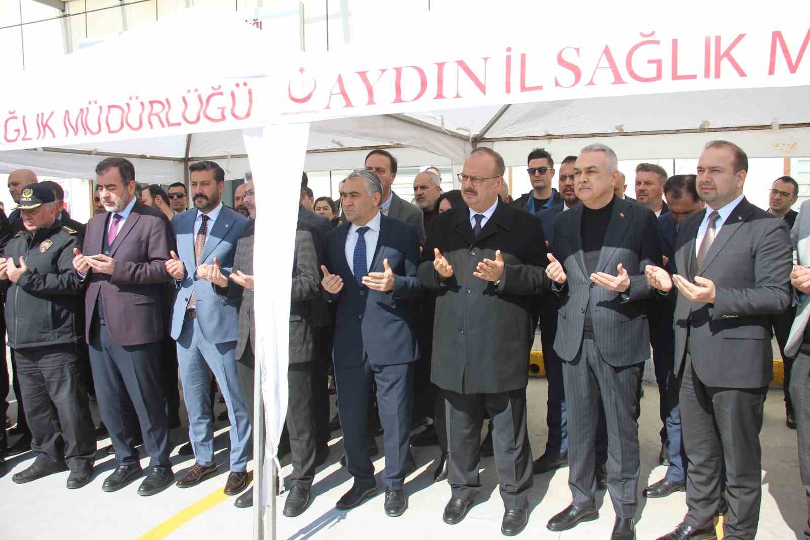 Aydın’da acil sağlık filosuna 16 yeni ambulans
