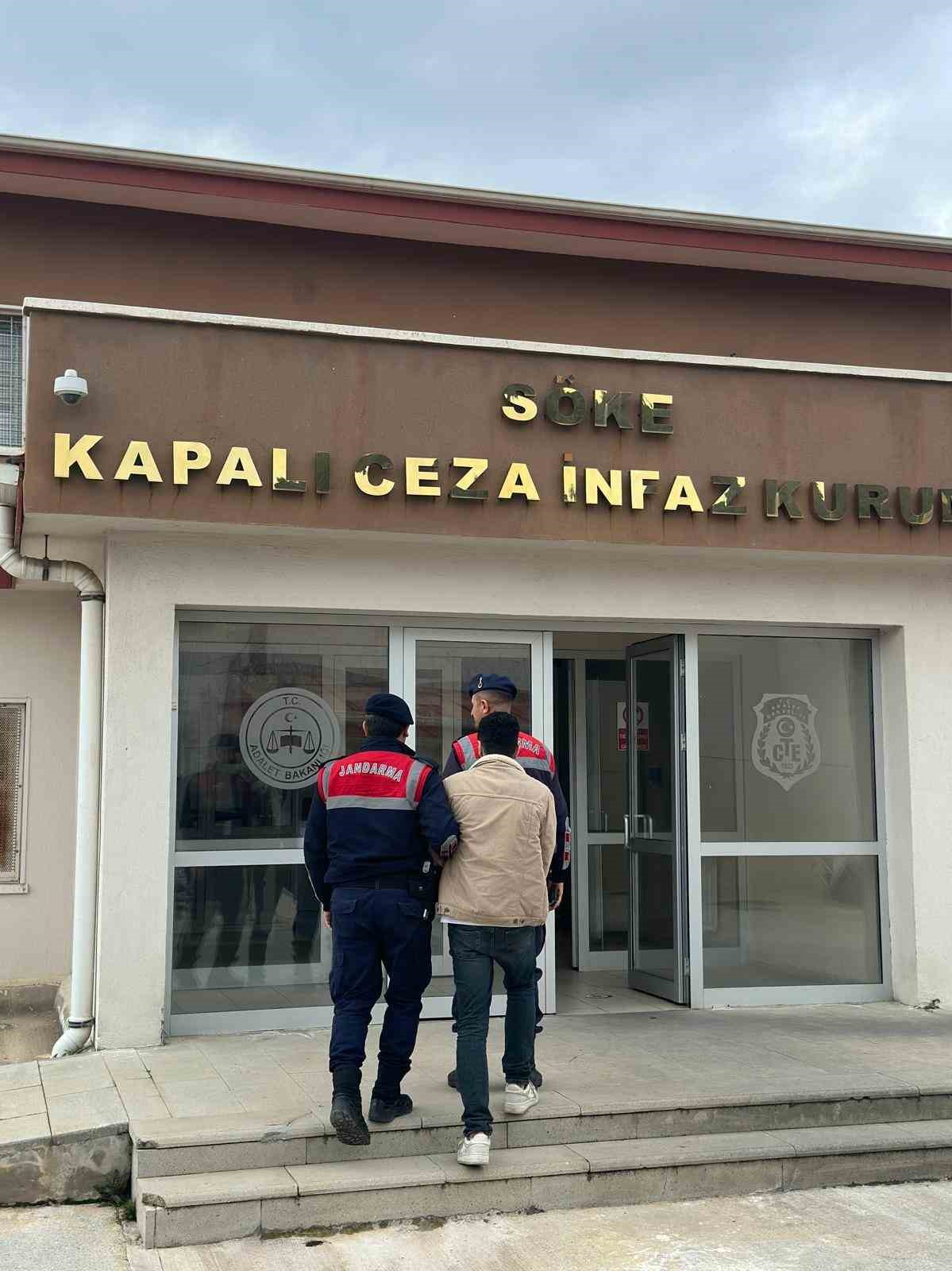 Aydın’da aranan 2 hükümlü yakalandı
