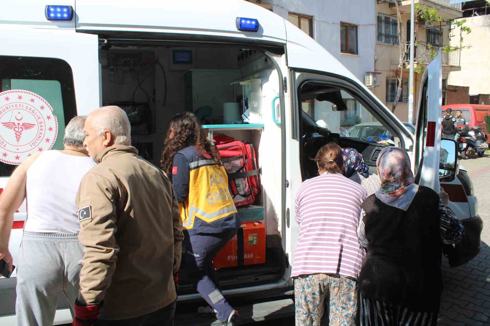 Aydın’da balkon çöktü: 2 yaralı
