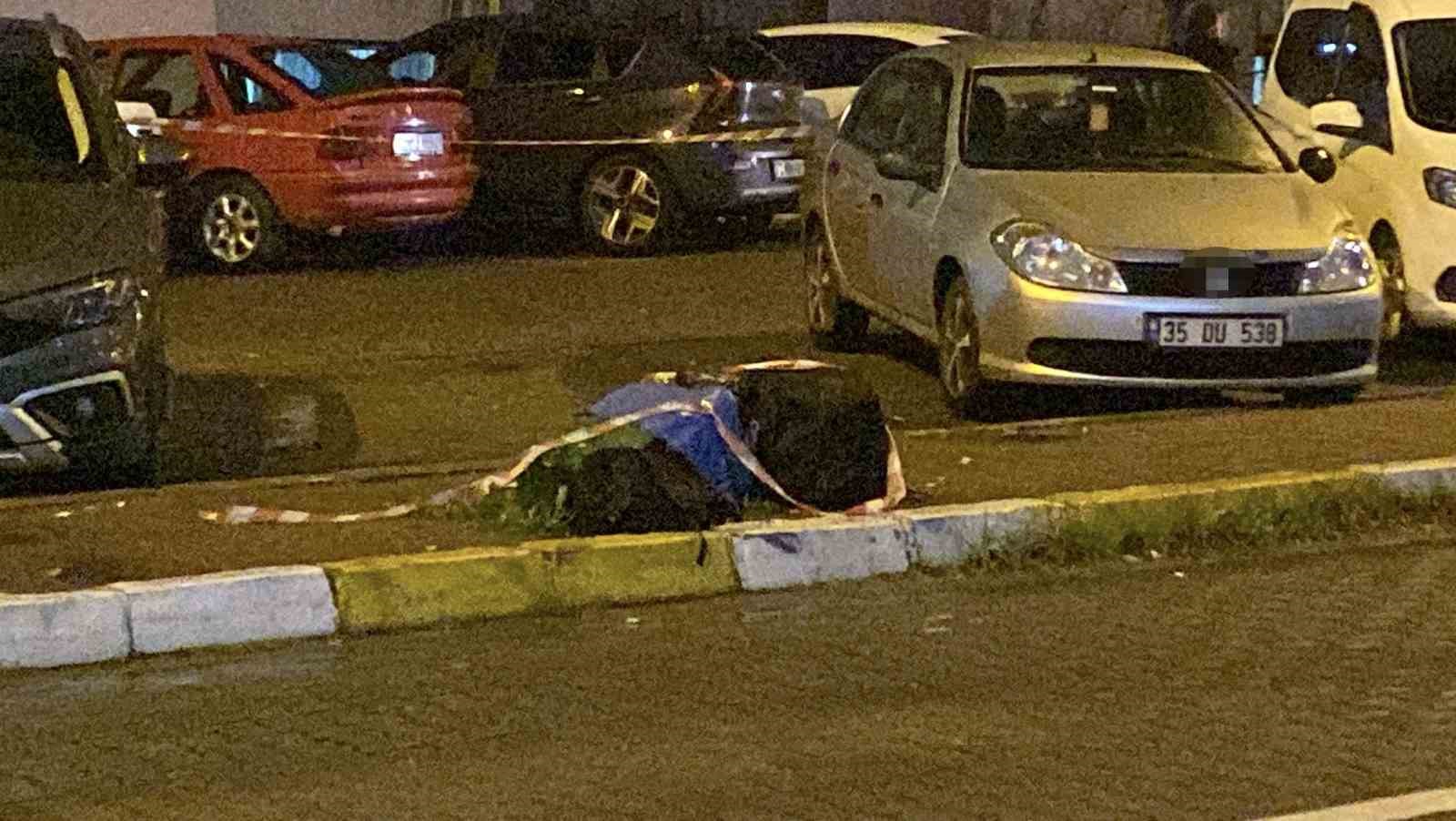 Aydın’da hastane önündeki şüpheli valizden giyecek çıktı
