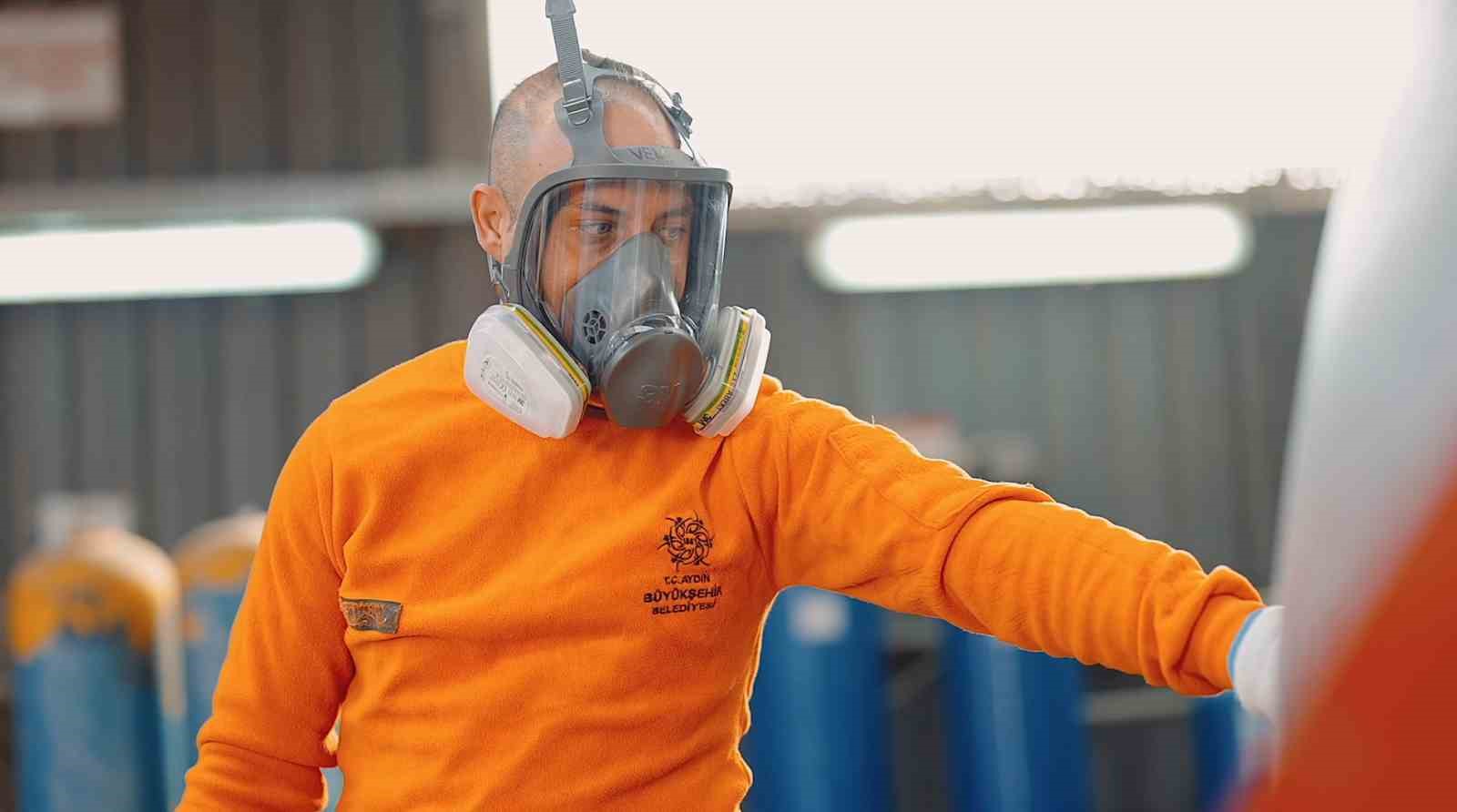 Aydın’da her gün 4 ton tıbbi atık sessizce bertaraf ediliyor
Aydın’da her gün 4 ton tıbbi atık sessizce bertaraf ediliyor