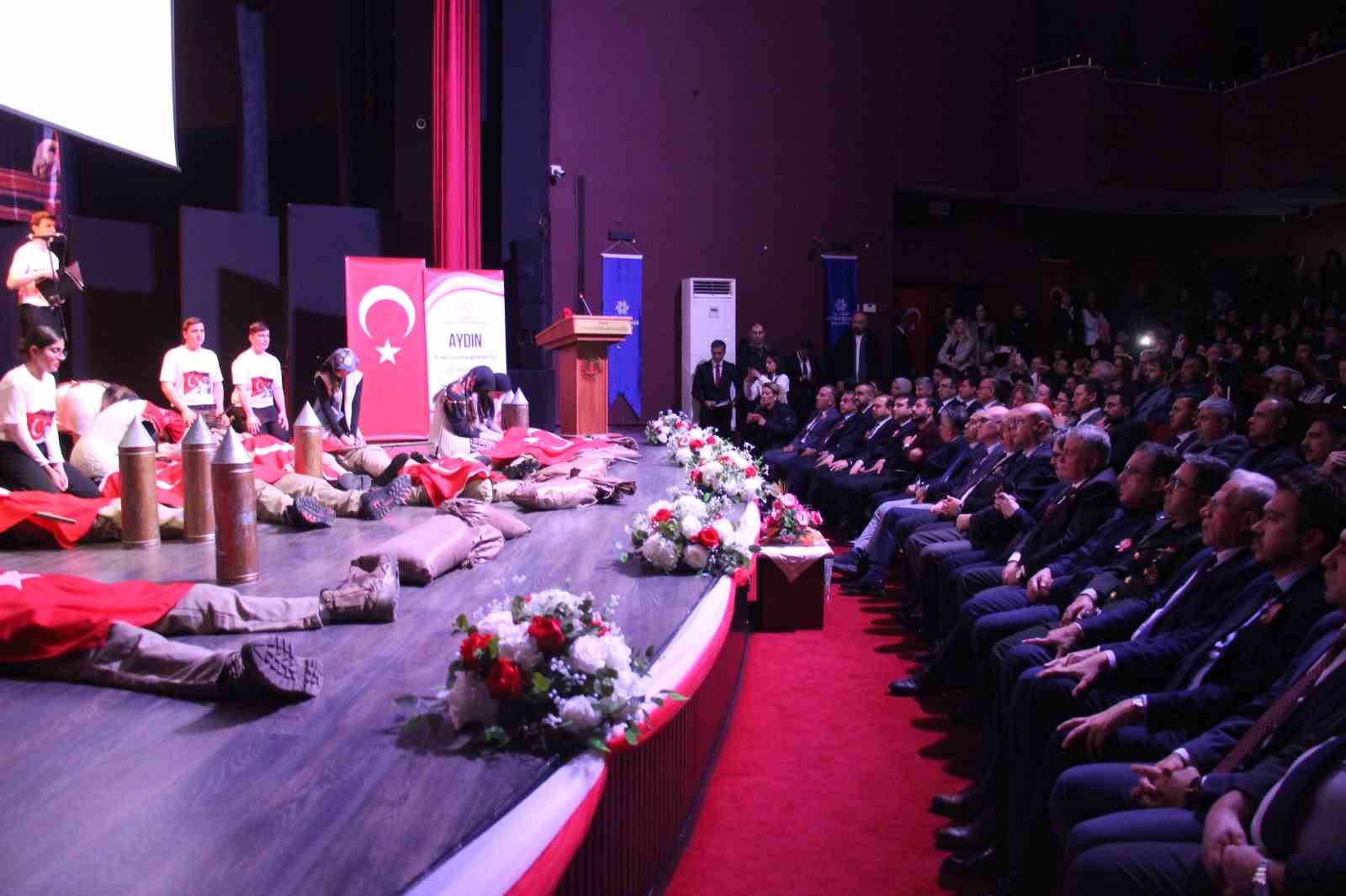 Aydın’da İstiklal Marşı’nın kabulü törenle kutlandı
