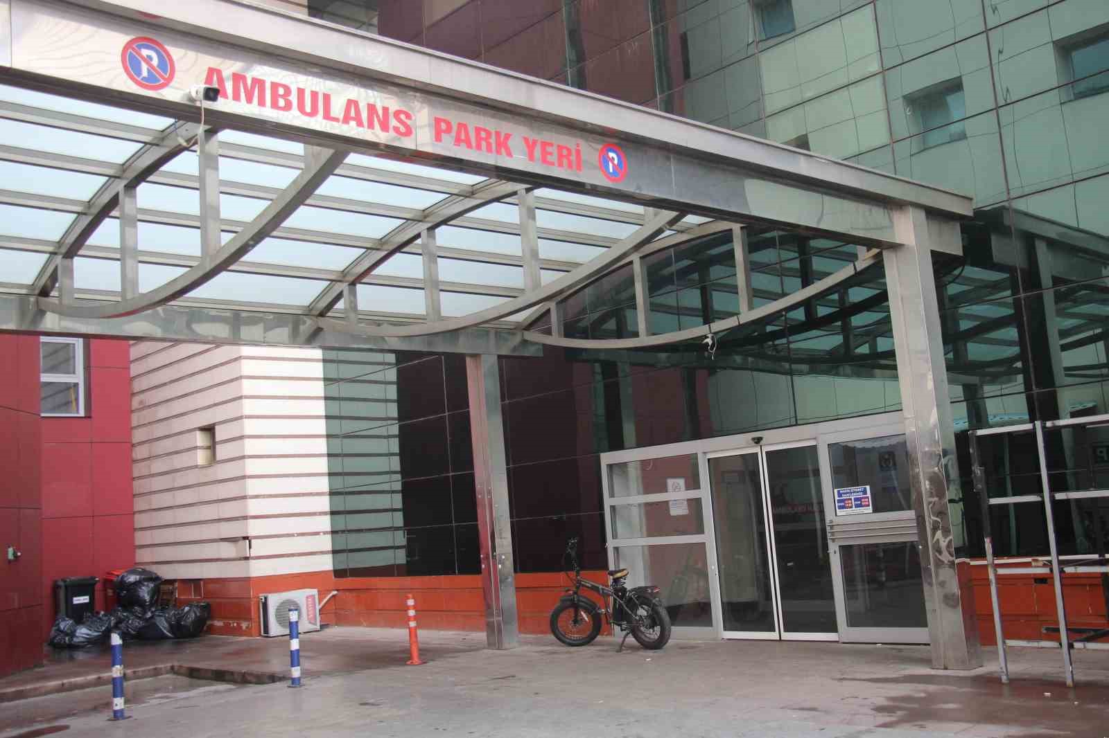 Aydın’da Kadın Doğum ve Çocuk Hastanesi taşındı, eski hastaneye gelenler yönlendirme eksikliğinden dert yandı
