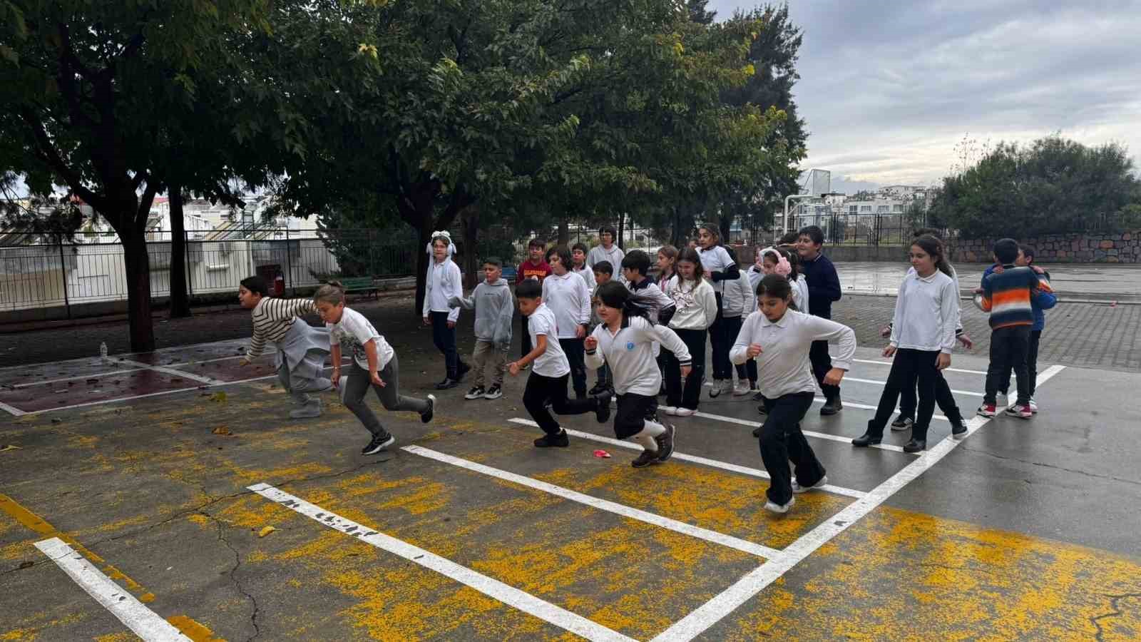 Aydın’da minikler, erken yaşta spor alışkanlığı kazanıyor
