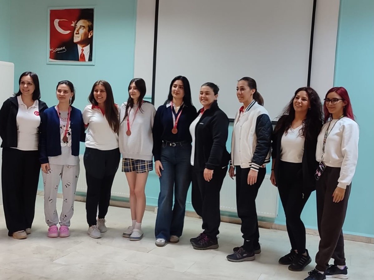 Aydın’da öğrenciler Kadınlar Günü’nü sporla kutladı
