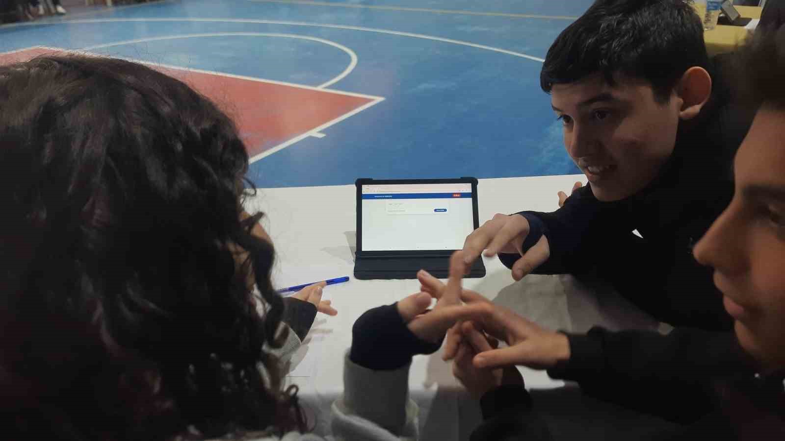 Aydın’da ortaöğretim öğrencileri arası bilgi yarışması il finali gerçekleştirildi
