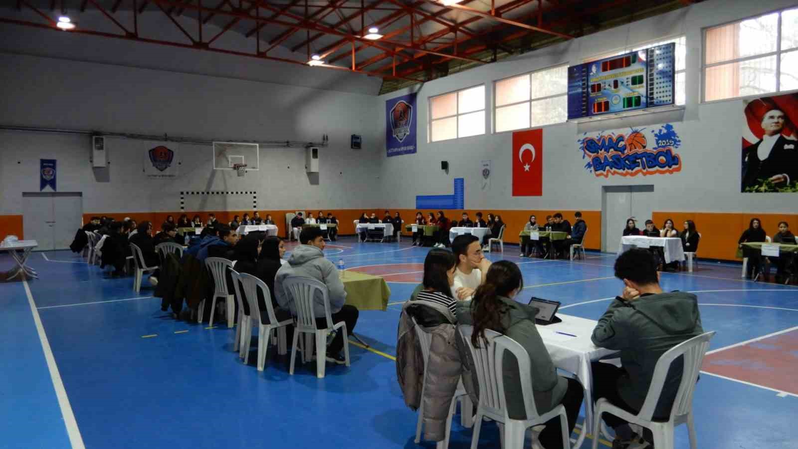 Aydın’da ortaöğretim öğrencileri arası bilgi yarışması il finali gerçekleştirildi
