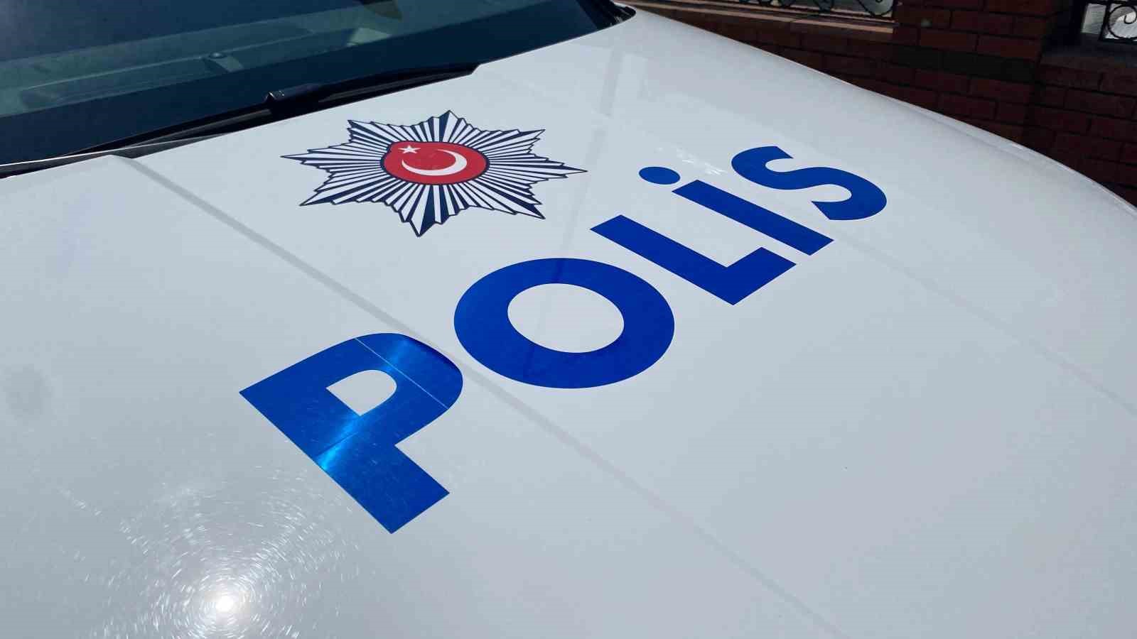 Aydın’da polis ekipleri 80 aranan şahıs yakalandı
Aydın’da polis ekipleri 80 aranan şahıs yakalandı