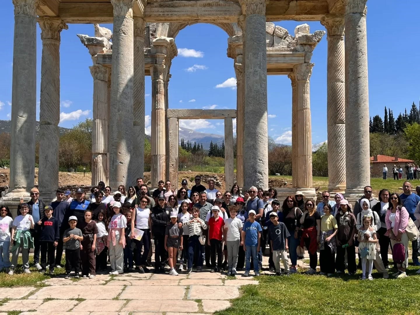 Aydın’da polisler ve aileleri tarihle buluştu
