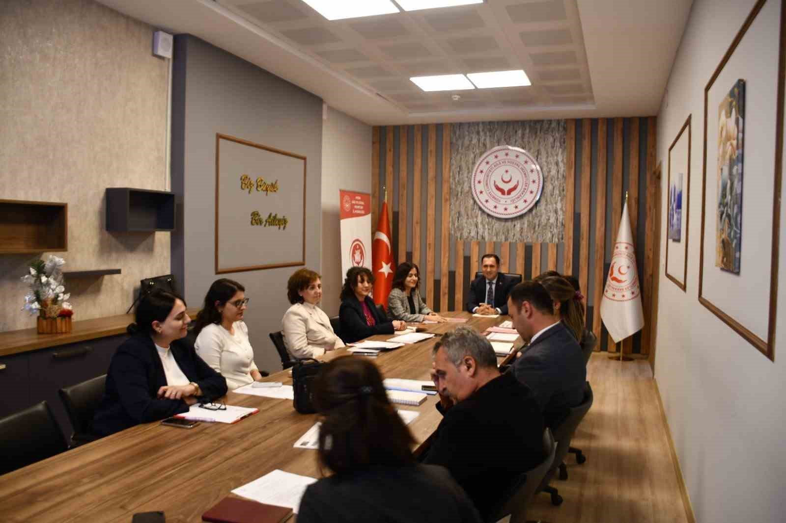 Aydın’da sosyal hizmet çalışmaları görüşüldü
