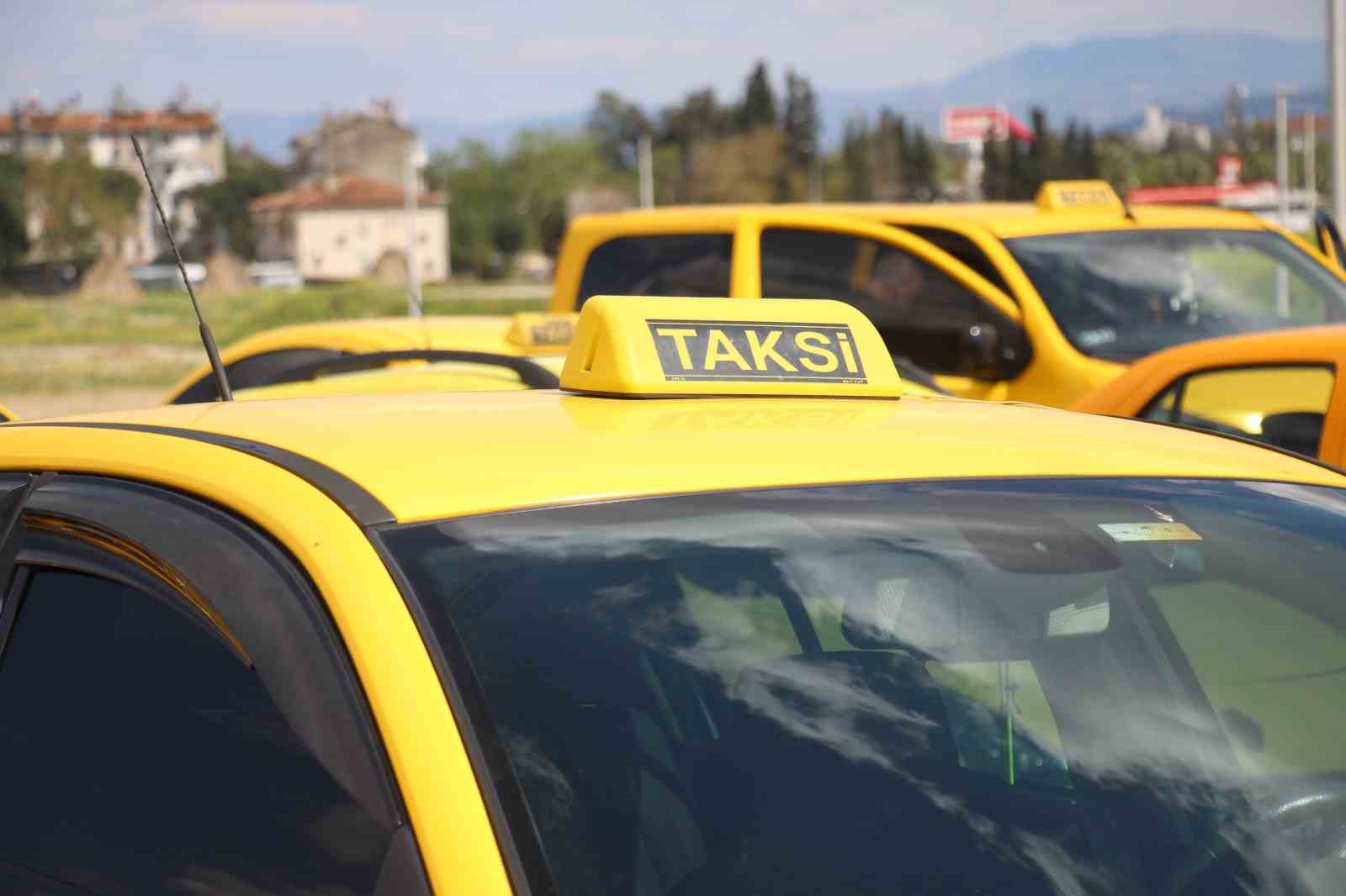 Aydın’da taksiciler kontak kapattı: "Bu şartlarda ayakta kalamıyoruz"
