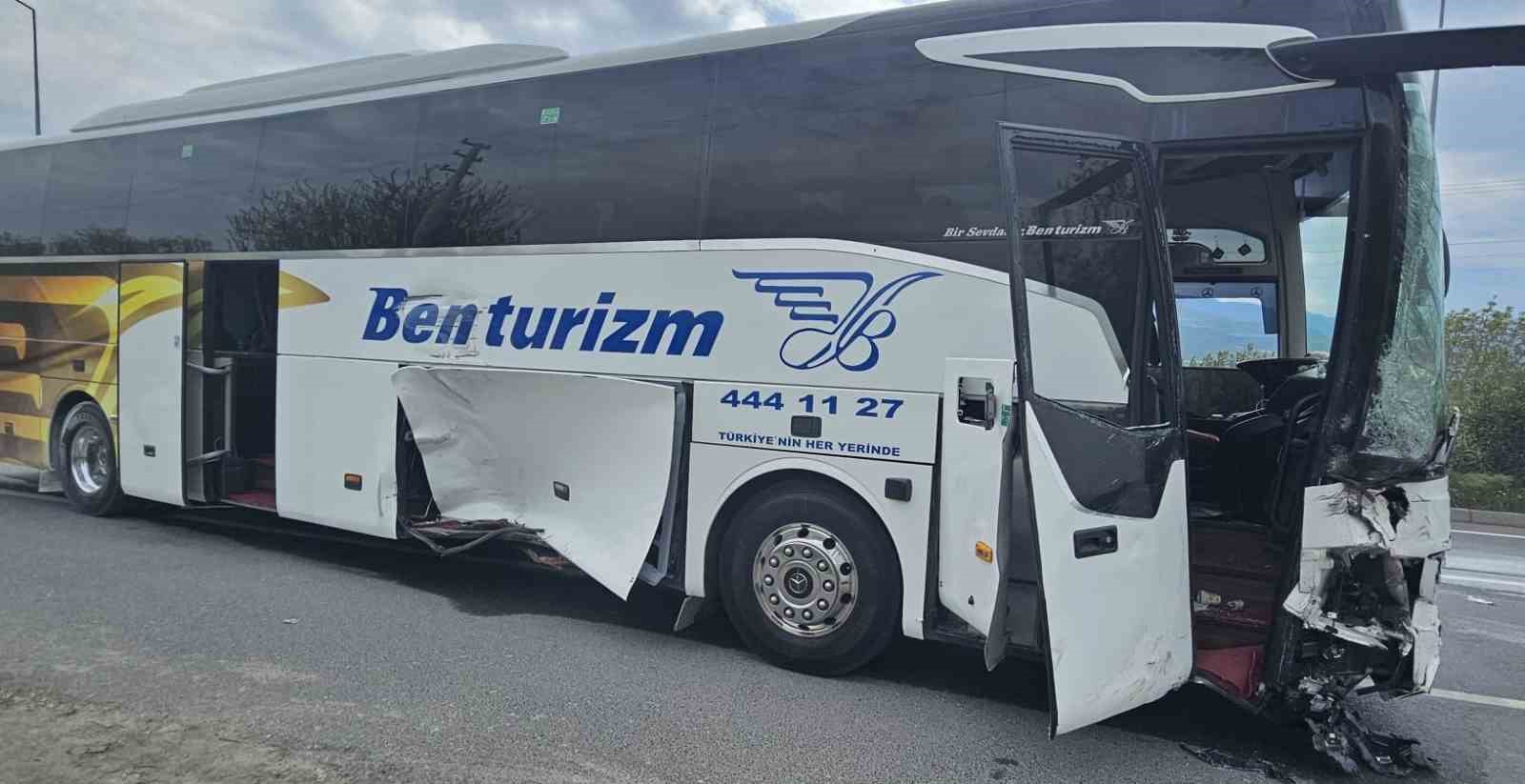 Aydın’da zincirleme trafik kazası: 1 ölü, 2 yaralı
