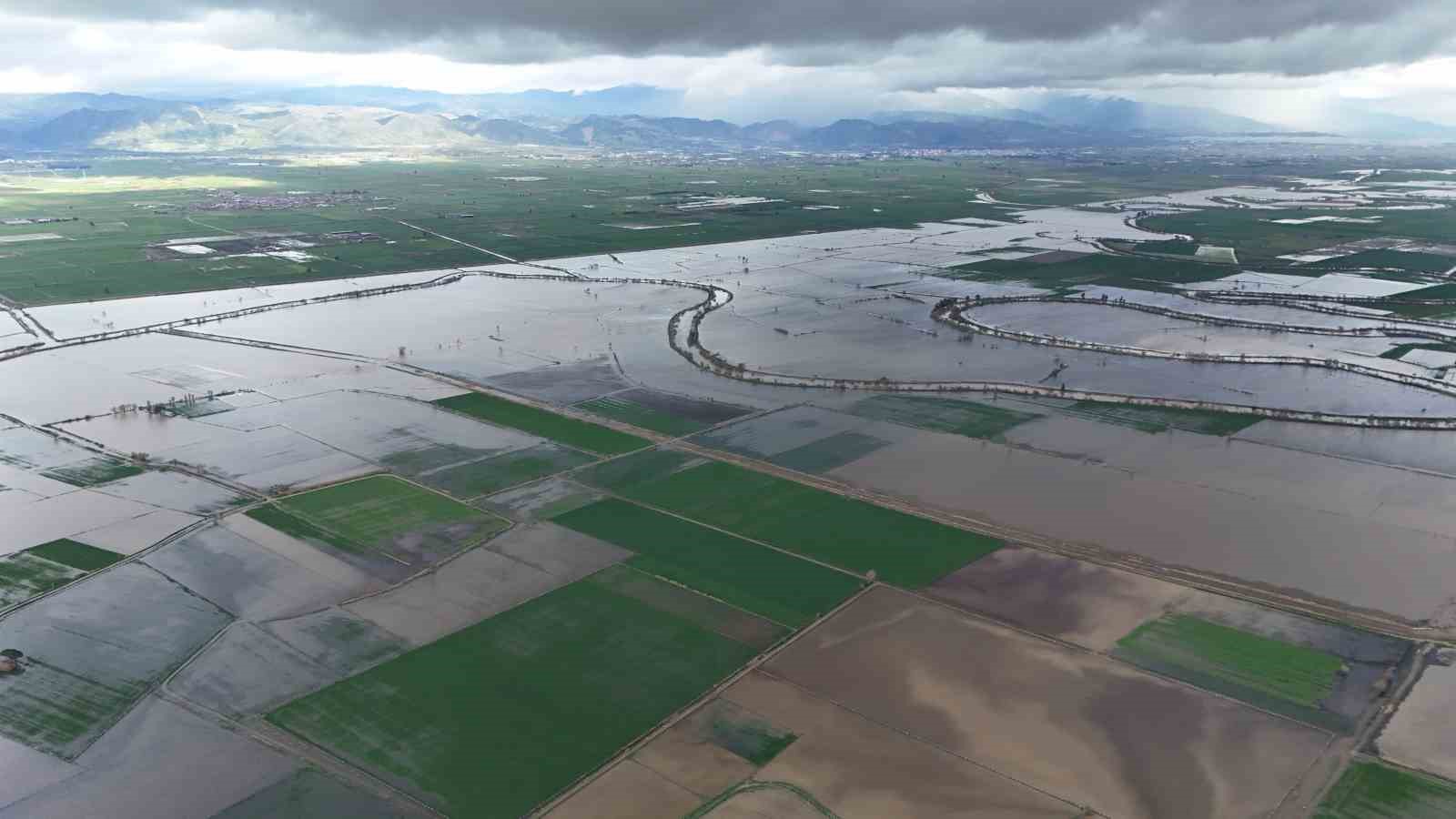 Aydın’daki taşkının izleri havadan görüntülendi
