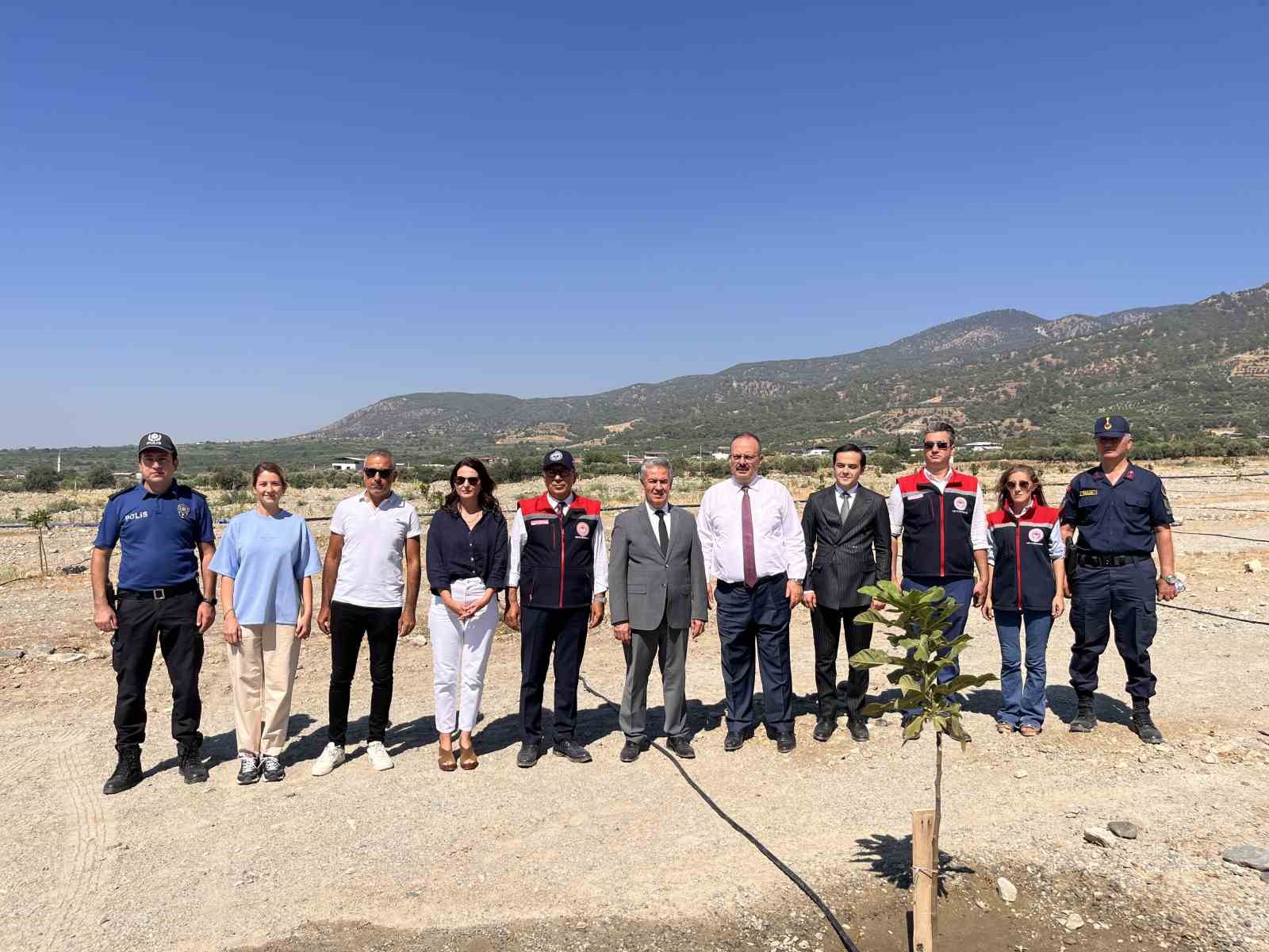 Aydın’ın İlek Bahçeleri 21 Ocak’ta törenle hizmete açılıyor
Aydın’ın İlek Bahçeleri 21 Ocak’ta törenle hizmete açılıyor
