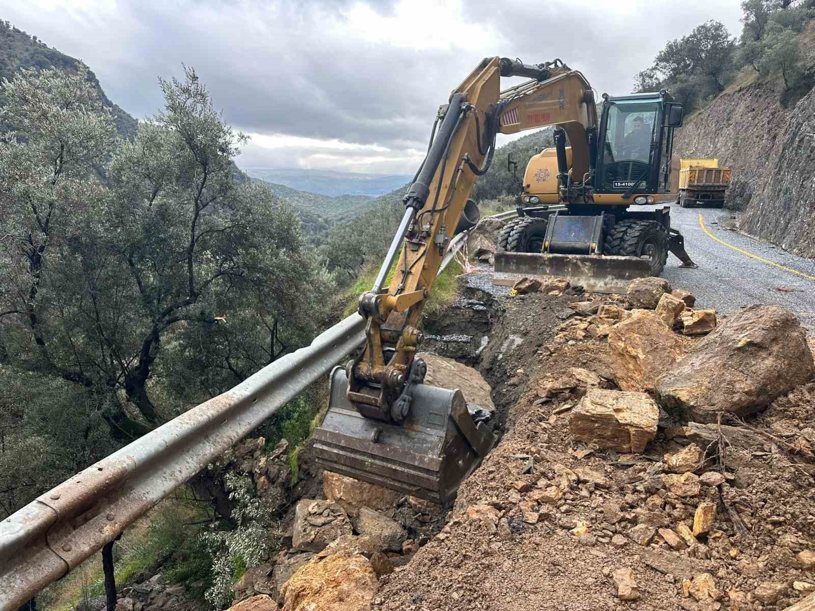 Aydın’ın ulaşım altyapısı Büyükşehir’in çalışmaları ile güçleniyor
