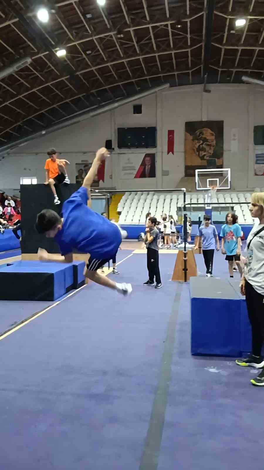 Aydınlı sporculardan çifte başarı
