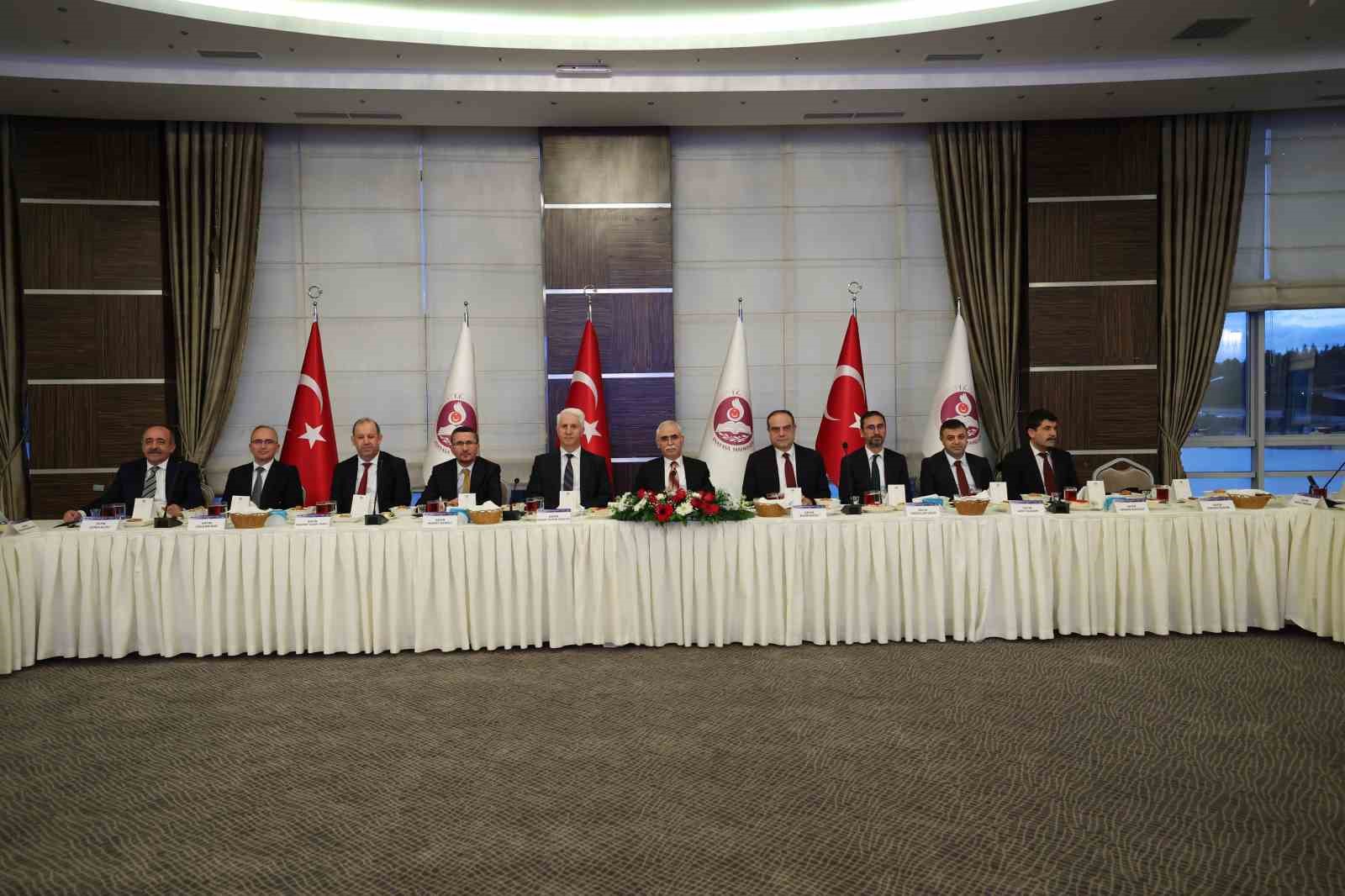 AYM Başkanı Özkaya: "AİHM kararlarına ilişkin icra süreci henüz tamamlanmayan 83 karar bulunuyor"
