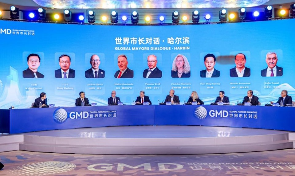 Aynalı Çin’de Palandöken ve kış turizmini anlattı
