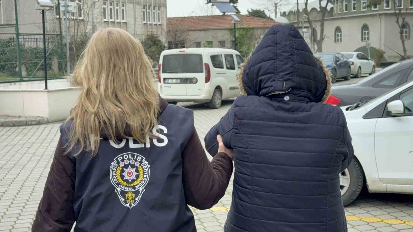 Aynı kuyumcudan iki kez altın çalan kadın tutuklandı
