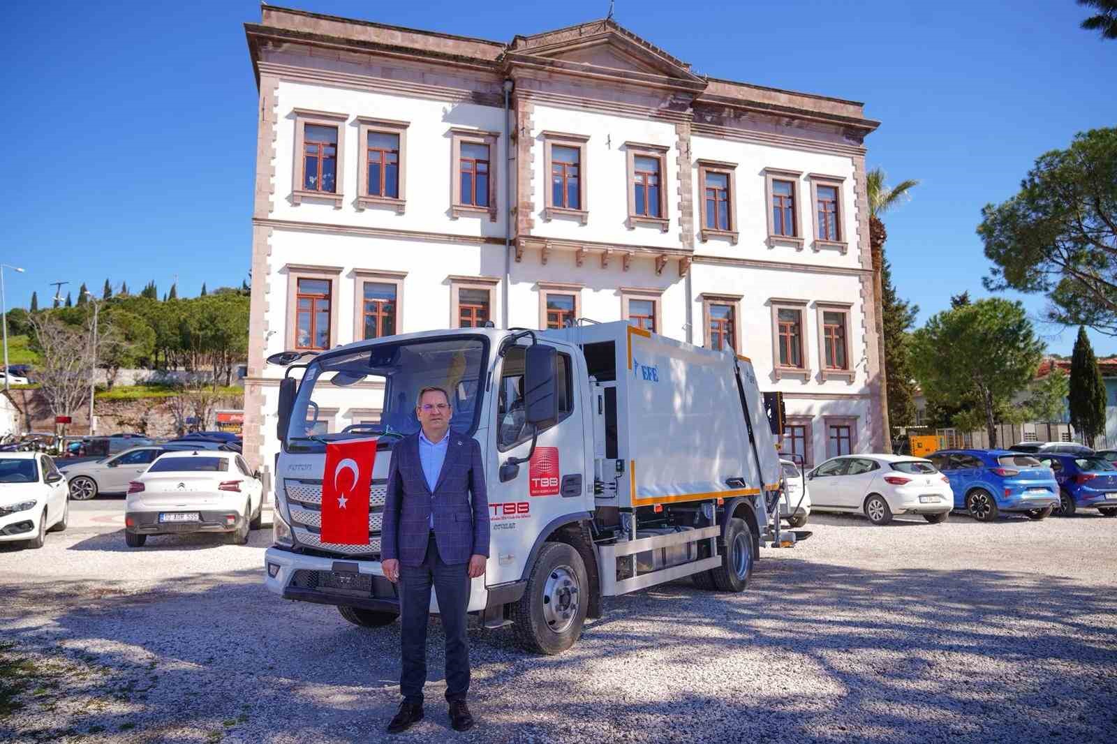 Ayvalık Belediyesi’nin temizlik işleri filosu güçleniyor
