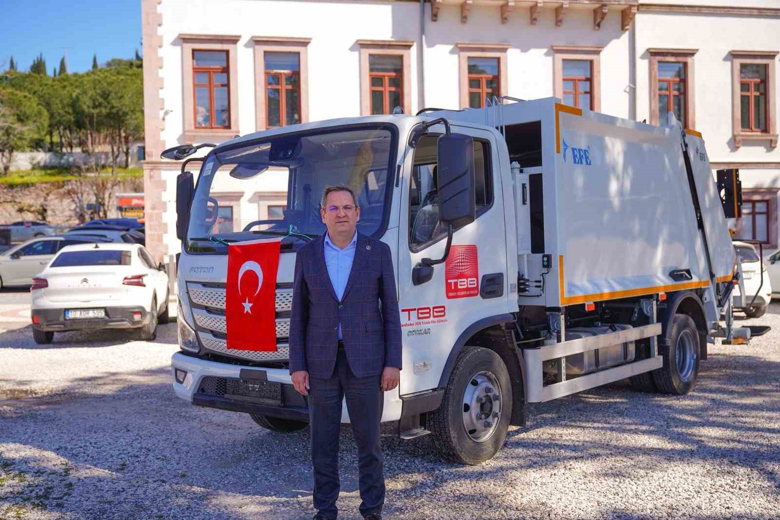 Ayvalık Belediyesi’nin temizlik işleri filosu güçleniyor
