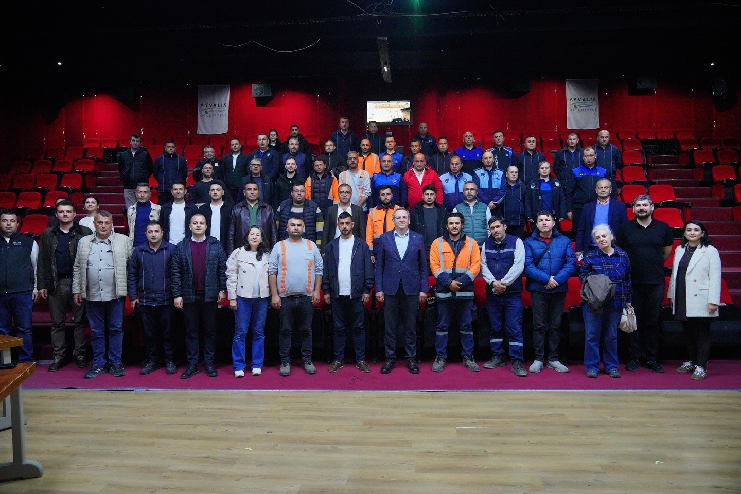 Ayvalık’ta çevre hamlesi
Ayvalık’ta çevre hamlesi