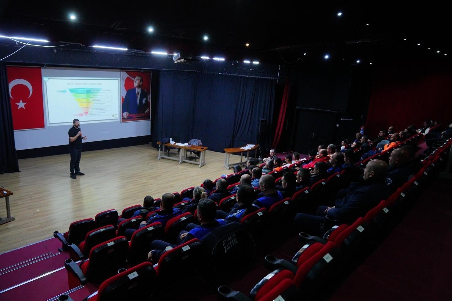 Ayvalık’ta çevre hamlesi
Ayvalık’ta çevre hamlesi