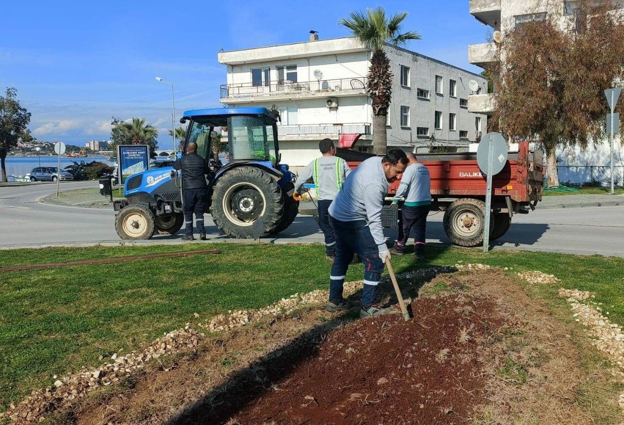 Ayvalık’ta ekipler yaz kış demeden 7/24 sahada
