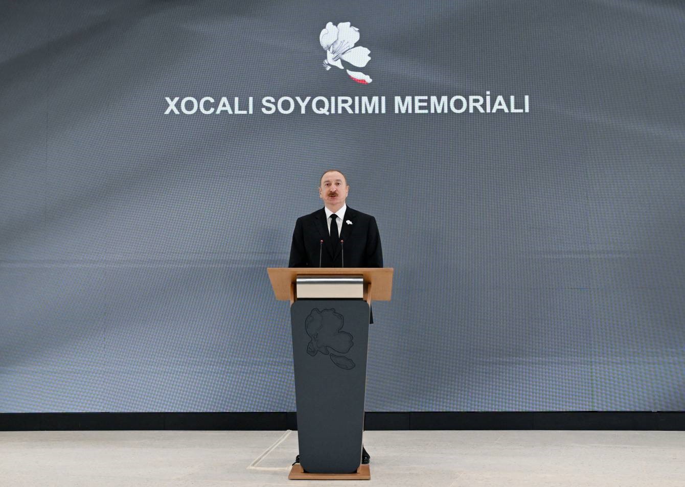 Azerbaycan Cumhurbaşkanı Aliyev: "Hocalı soykırımı 20’nci yüzyılın en kanlı suçlarından biriydi ve halkımız buna maruz kalmıştı"
