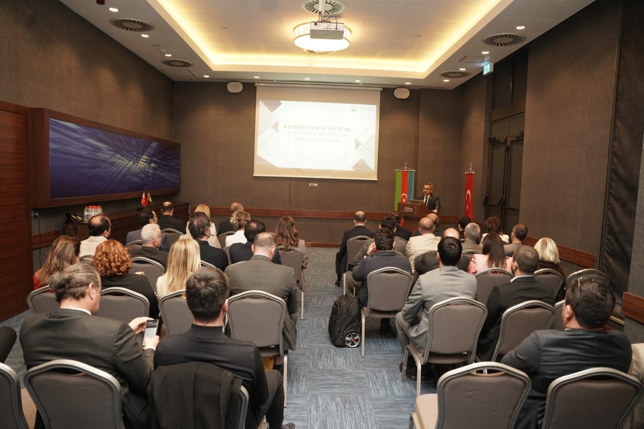 Azerbaycan yatırım fırsatları, İzmir’de masaya yatırıldı

