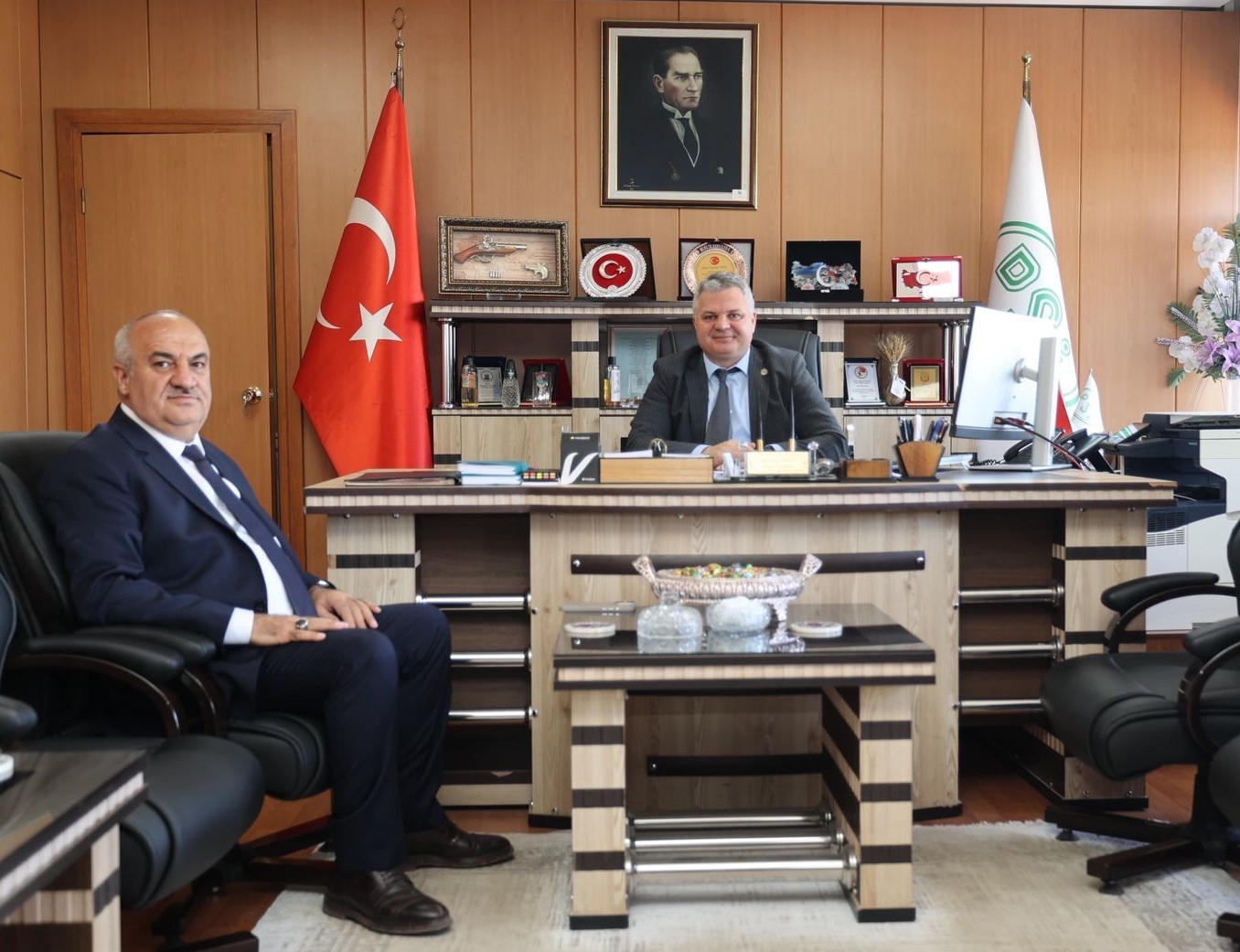 Aziziye’de ‘Pulur Çayı’ sevinci
Aziziye’de ‘Pulur Çayı’ sevinci