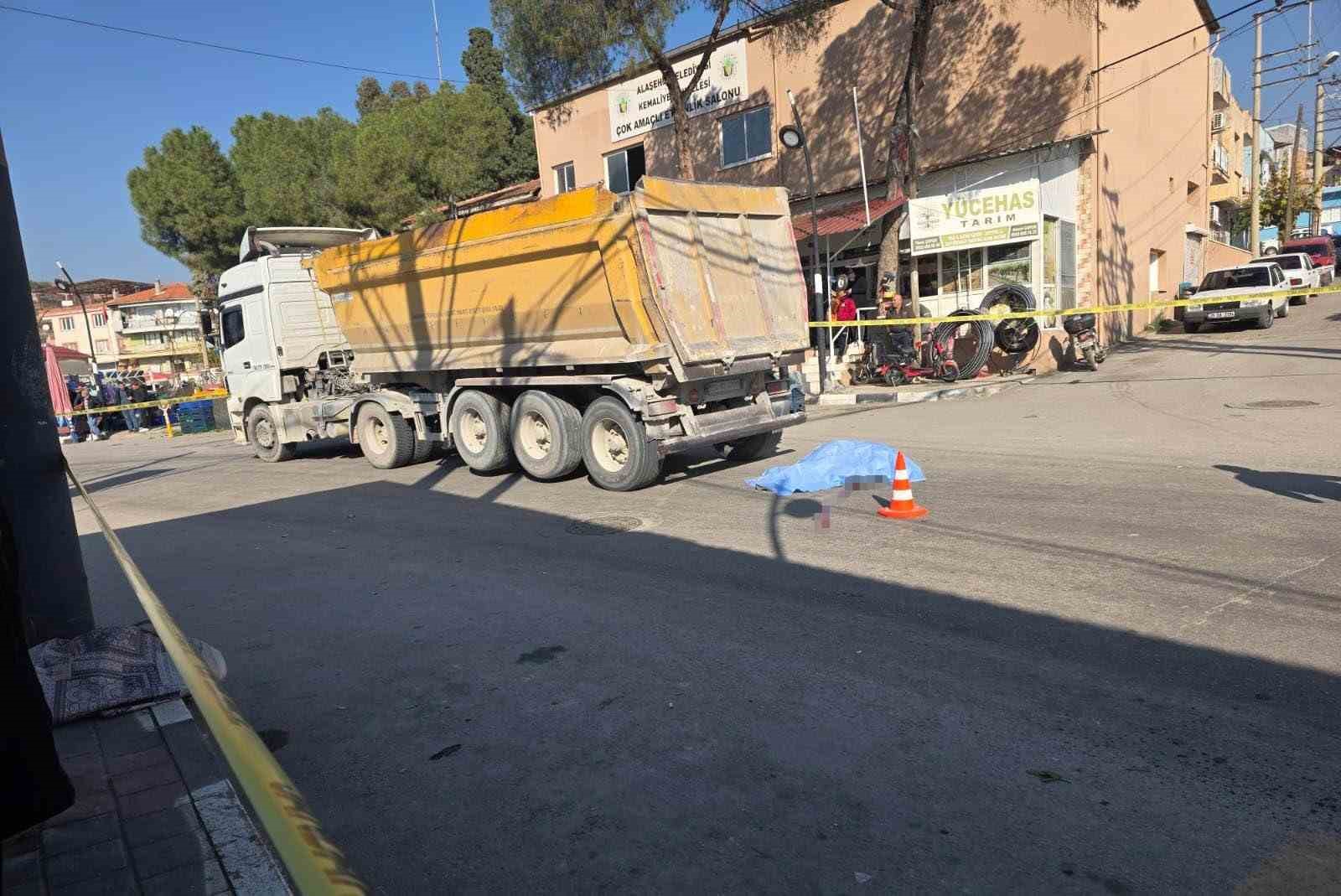 Baba ile oğlu aynı kaderi paylaştı
