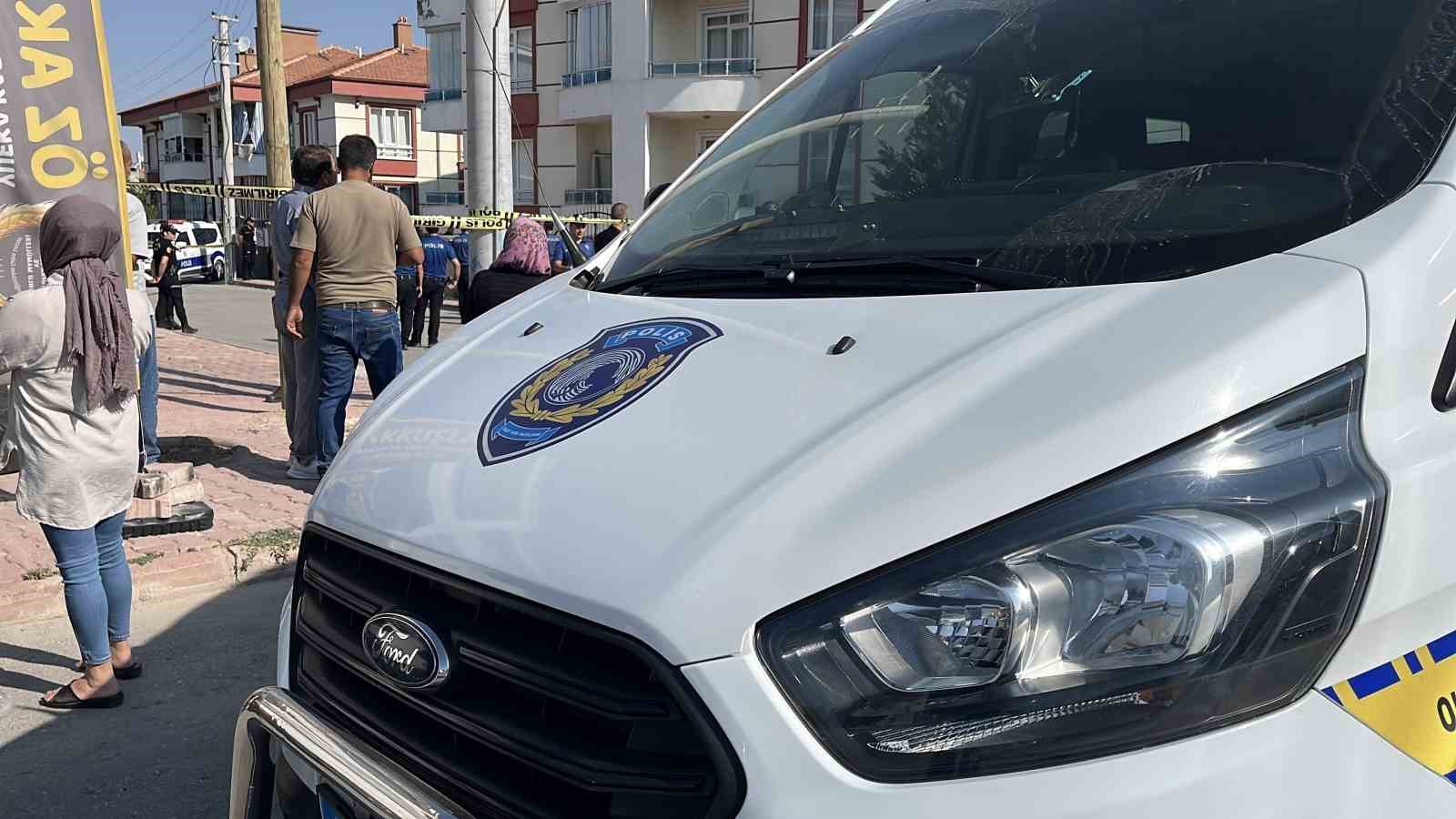 Baba ve oğlunu öldüren sanık: "Çocuğu görseydim, babasını da vurmazdım"
Baba ve oğlunu öldüren sanık: "Çocuğu görseydim, babasını da vurmazdım"