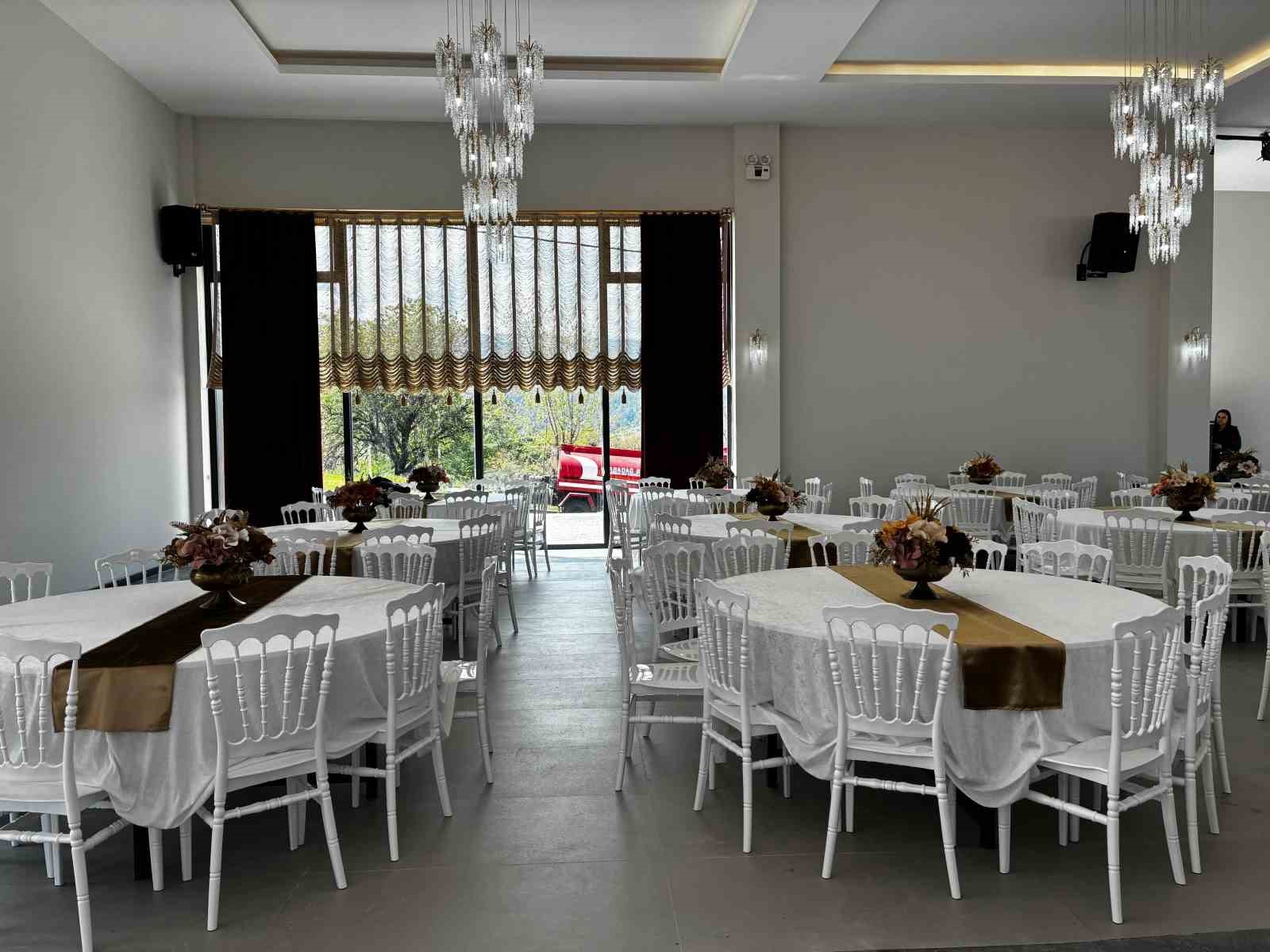 Babadağ Belediyesi Sosyal Tesisleri hizmete açıldı
