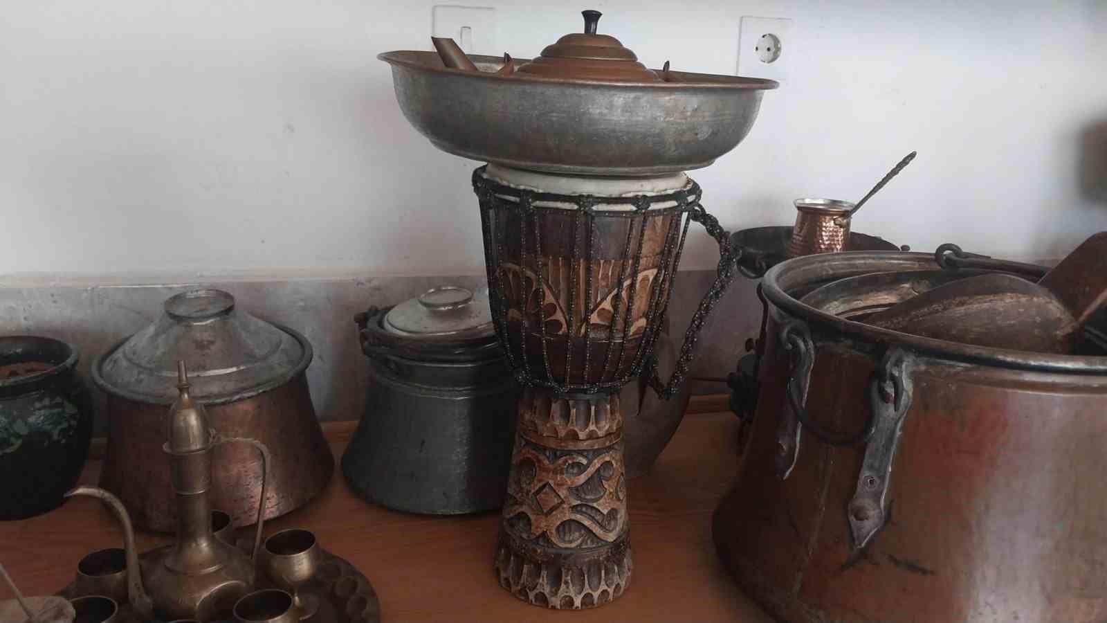 Babadan kalma lokanta, yüzlerce obje ile müzeye dönüştü
