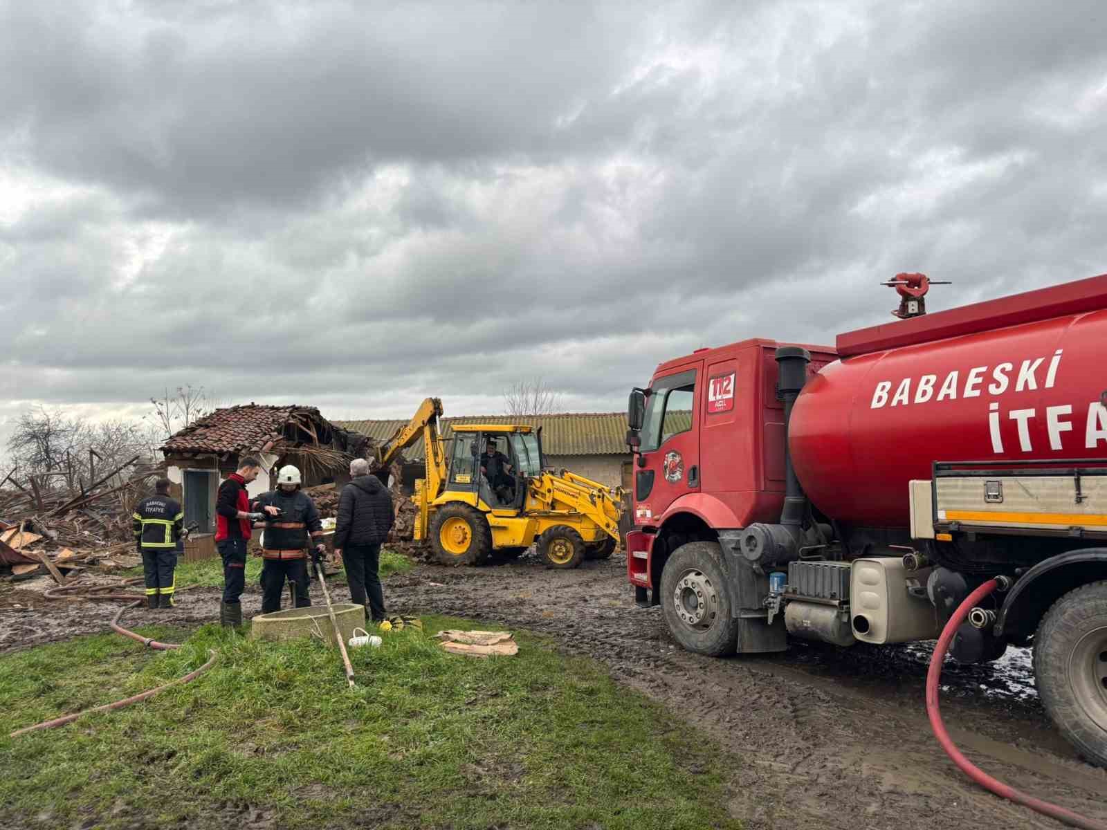 Babaeski’de kerpiç ev yangını söndürüldü
