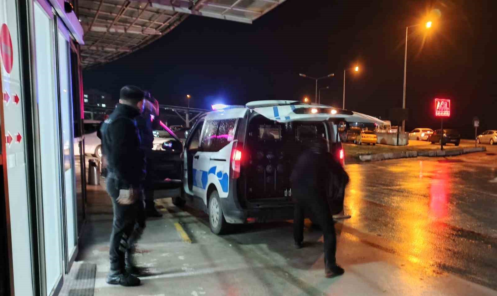 Bafra’da bıçaklı kavga: 5 tutuklama
