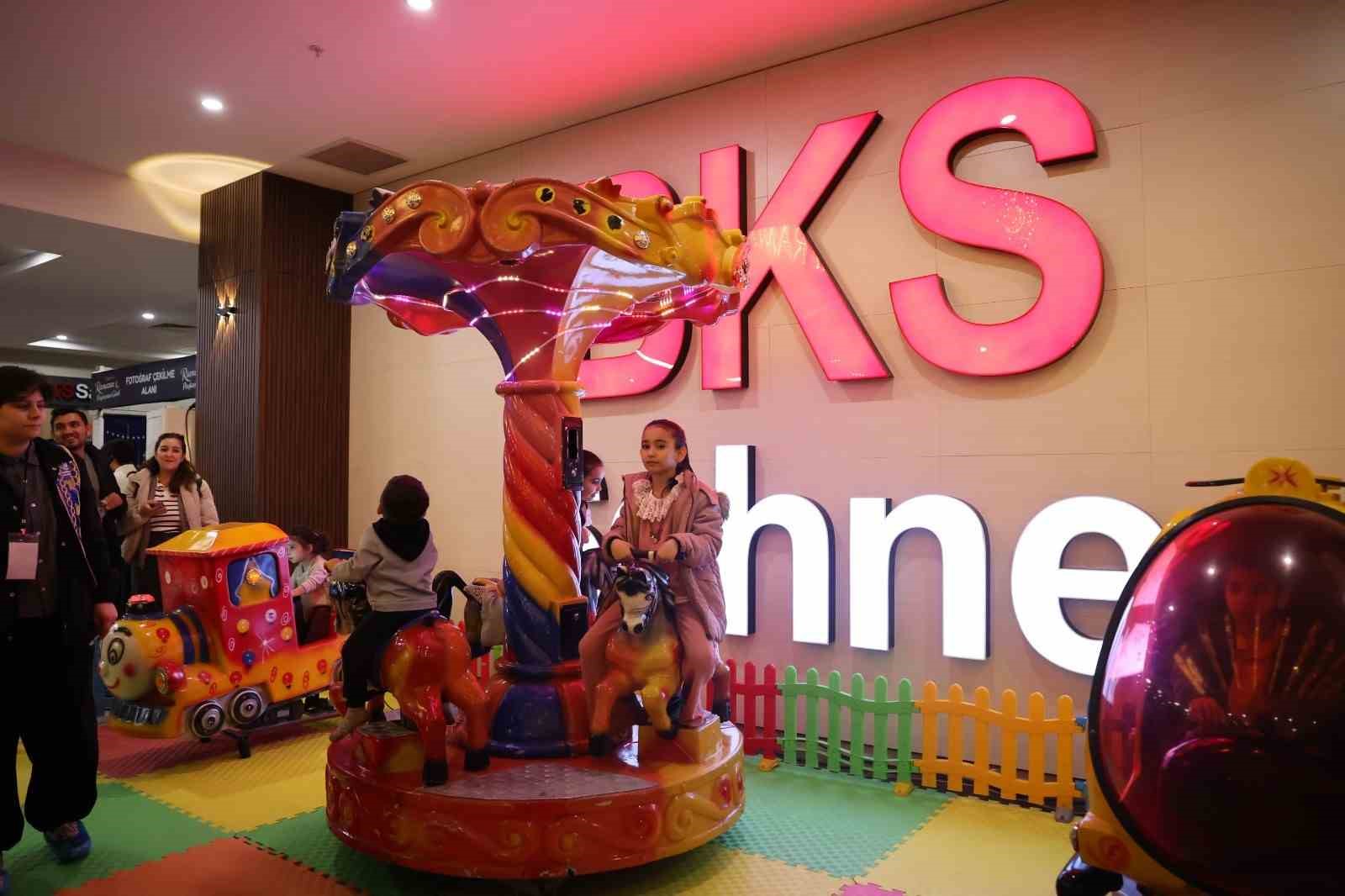 Bağcılar’da çocuklar, Ramazan ayını eğlenerek öğreniyor
Bağcılar’da çocuklar, Ramazan ayını eğlenerek öğreniyor