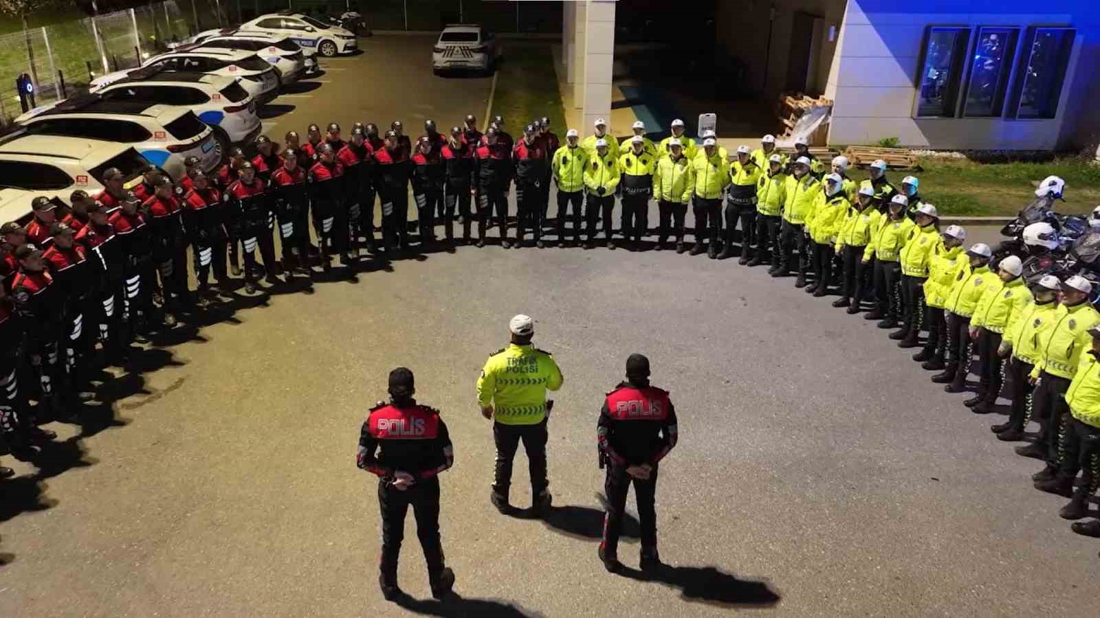 Bağdat Caddesi’nde trafik uygulaması: 400 bin lira ceza
