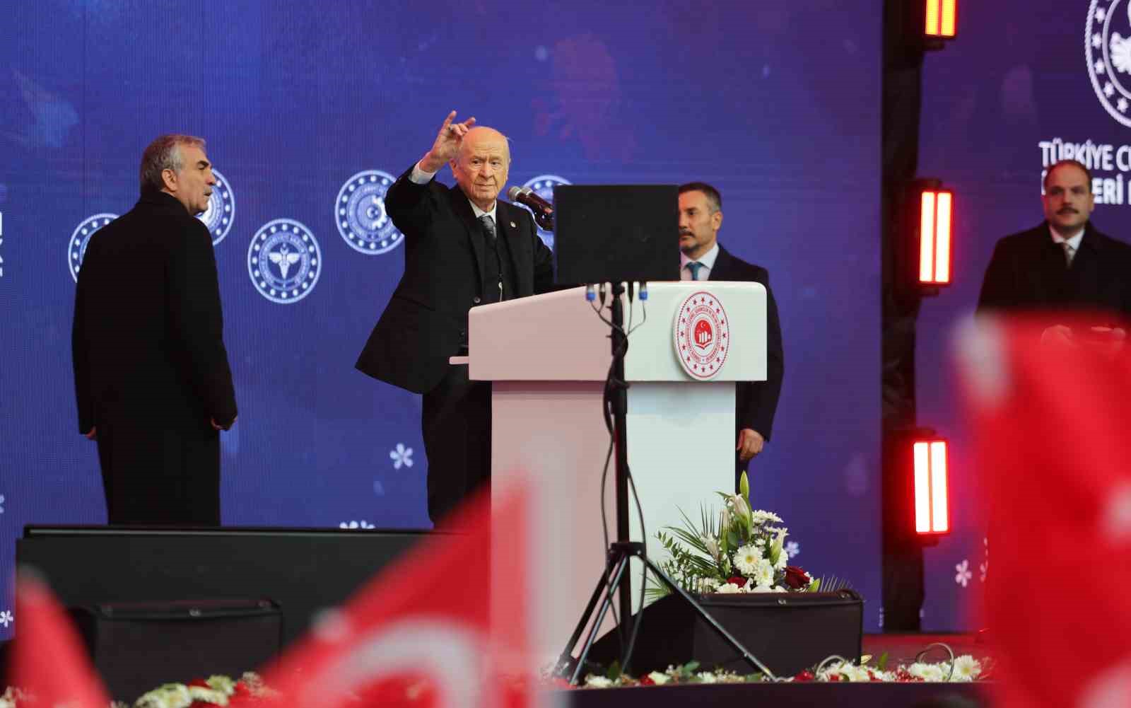 Bahçeli: "Muhalefetin esasen Türkiye’ye karşı olduğu aleni değil midir"
