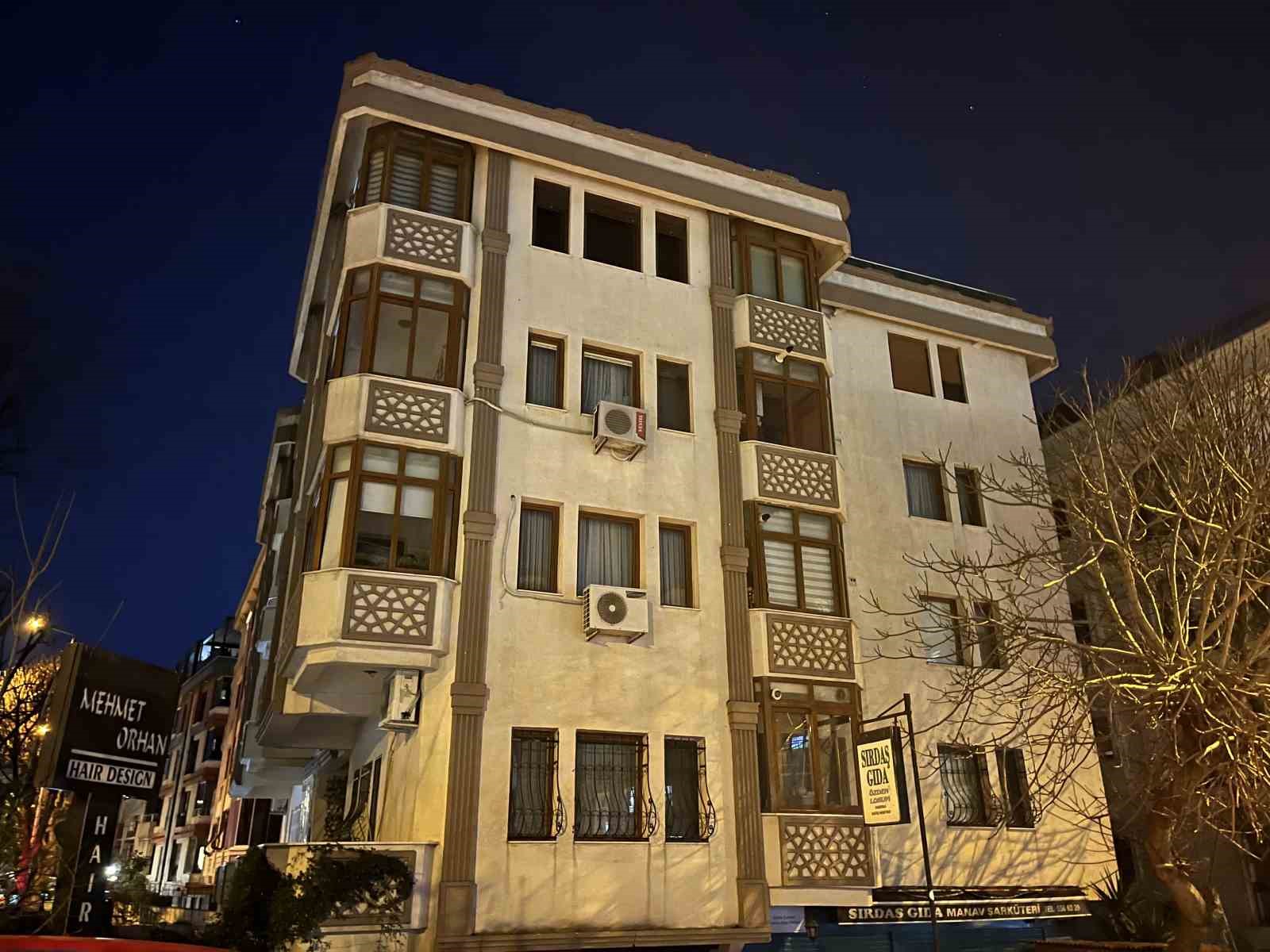 Bahçelievler’de iftar vakti yaşanan elektrik kesintisine vatandaşlar tepki gösterdi
