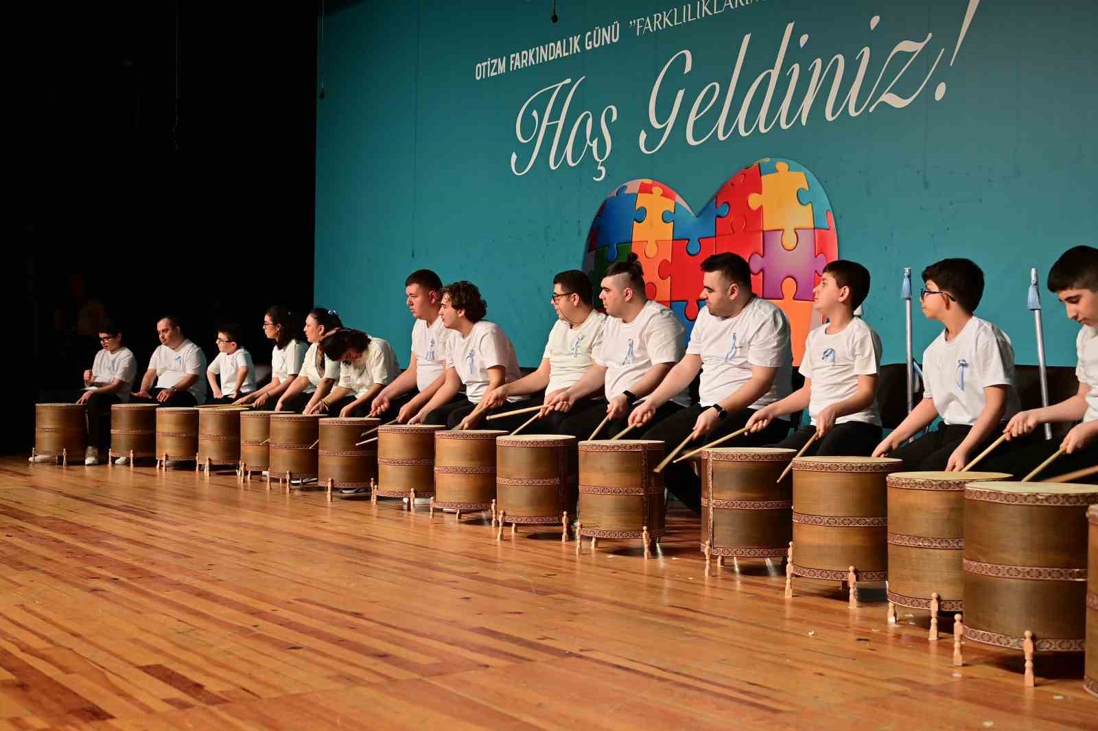 Bahçelievler’de Otizm Farkındalık Haftası’nda çocuklar performanslarını sergiledi
