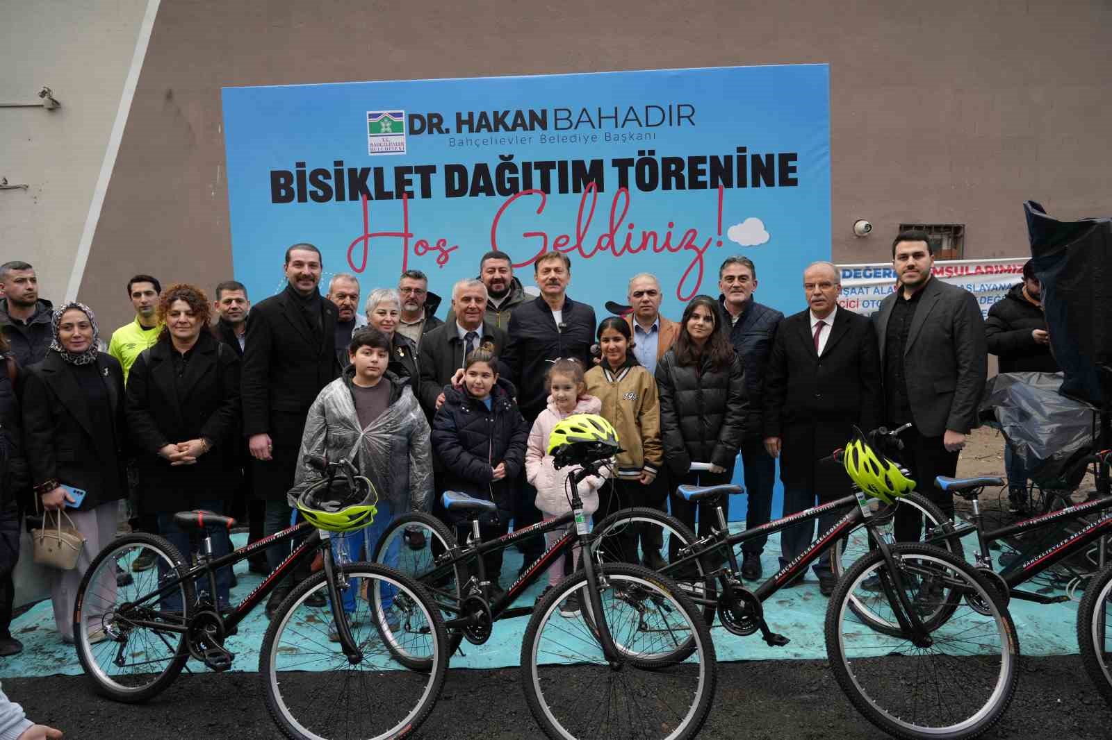 Bahçelievler’de pedallar sağlık ve çevre için döndü: 38’inci bisiklet çekilişi yapıldı
