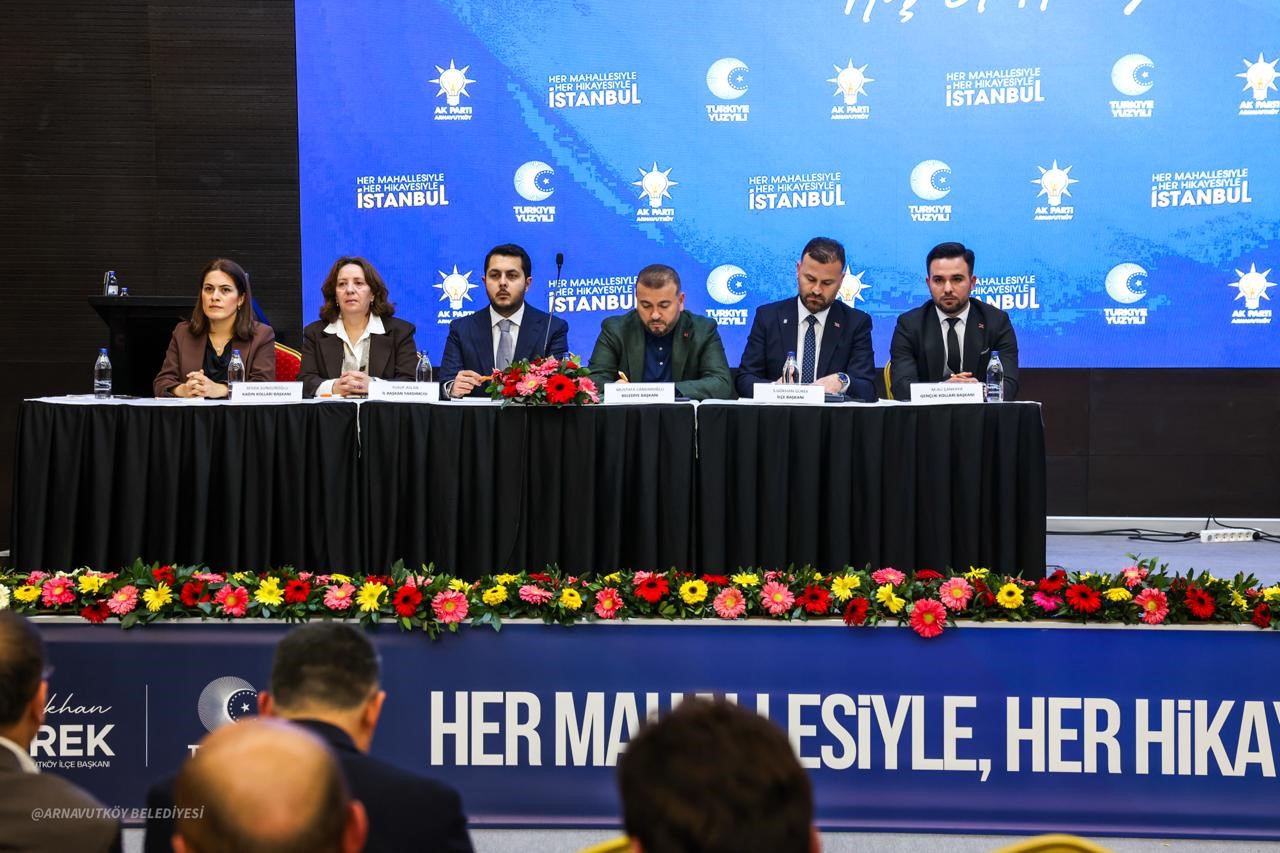 Bakan Bak: "Arnavutköy’de spor altyapısının güçlendirilmesine yönelik çalışmalar devam edecek"
