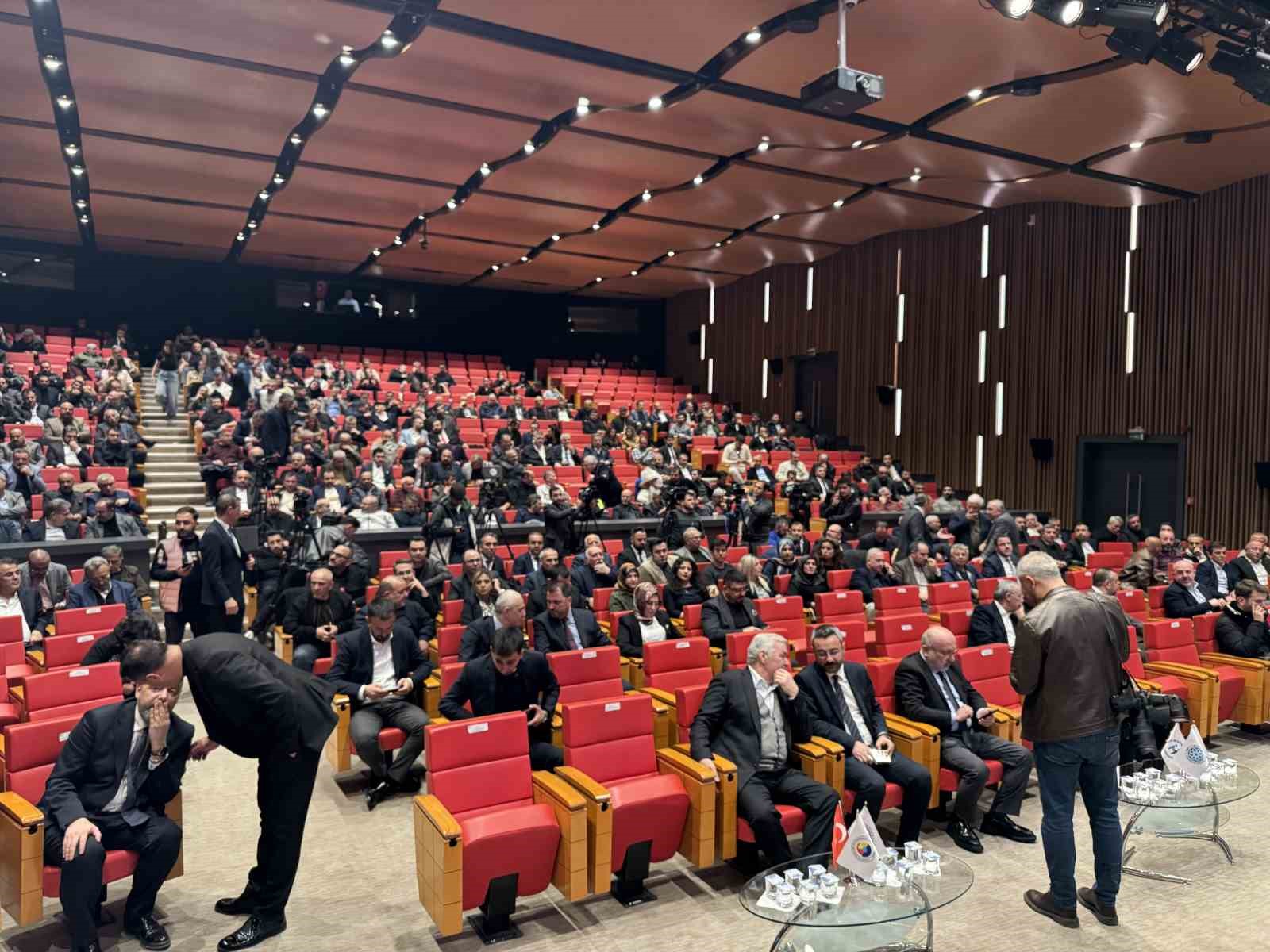 Bakan Bayraktar: "Bu sene sonunda ilk elektriği Akkuyu’dan üretmiş olacağız"
