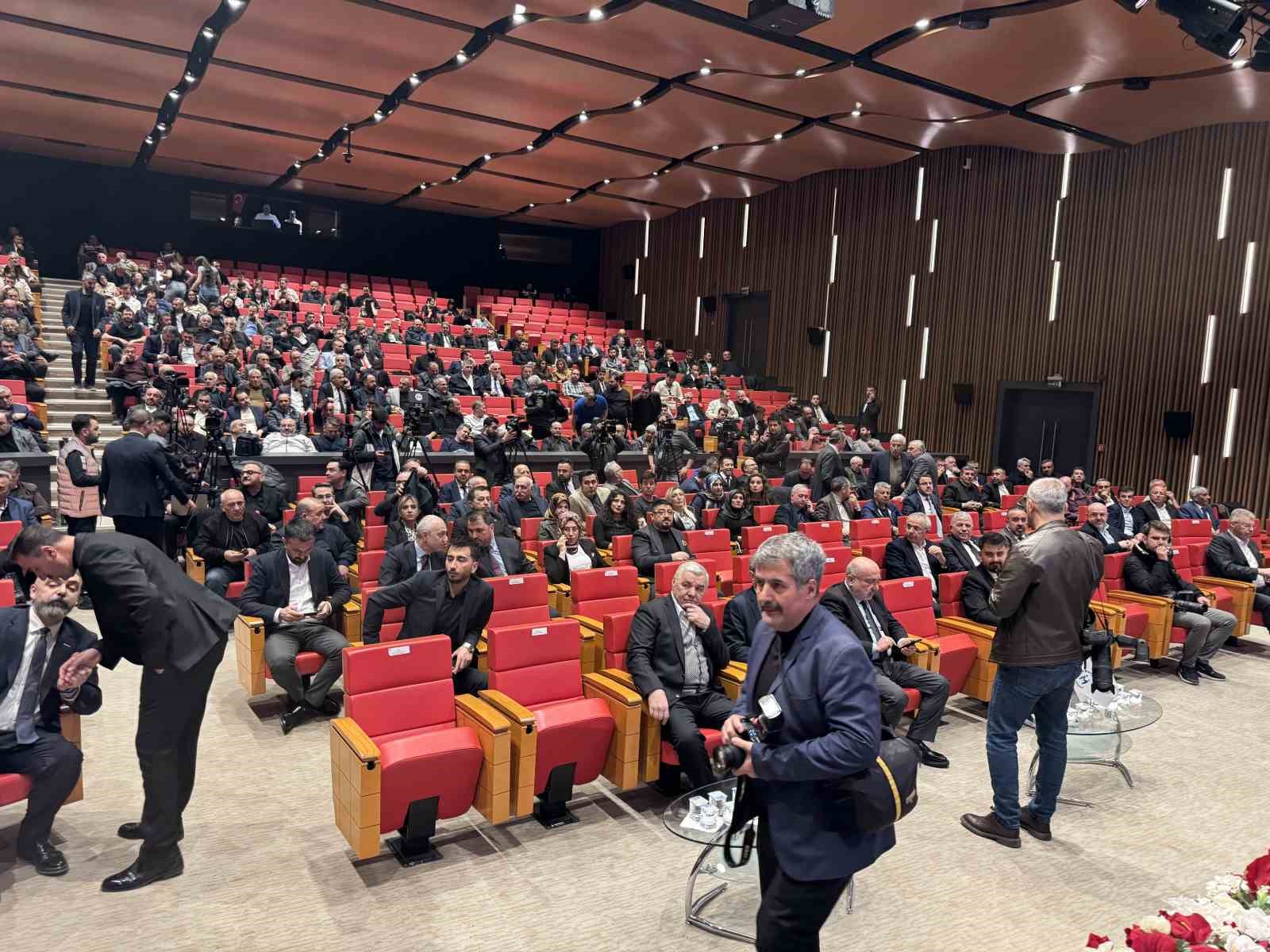 Bakan Bayraktar: "Bu sene sonunda ilk elektriği Akkuyu’dan üretmiş olacağız"
