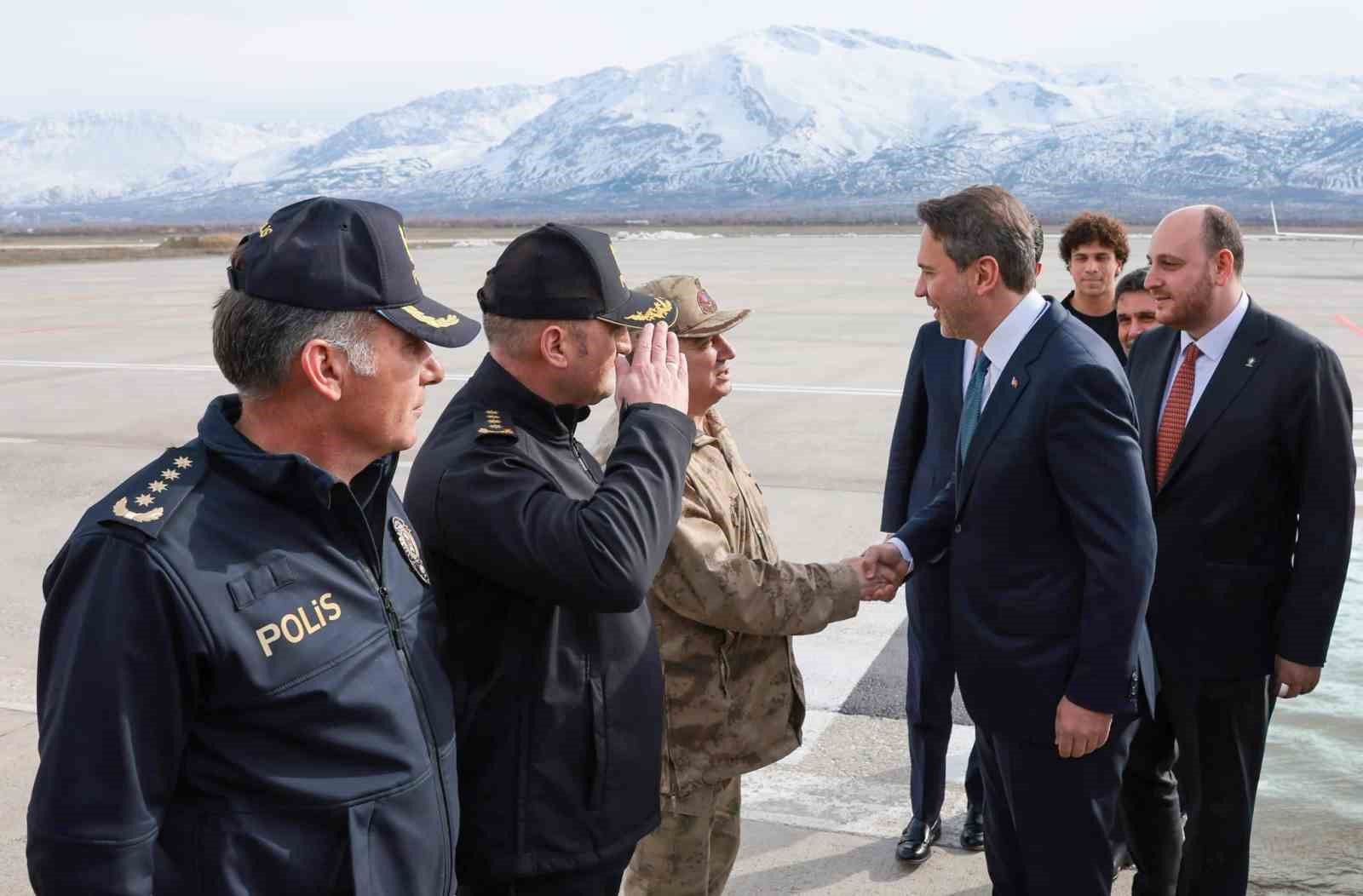 Bakan Bayraktar Erzincan’da
