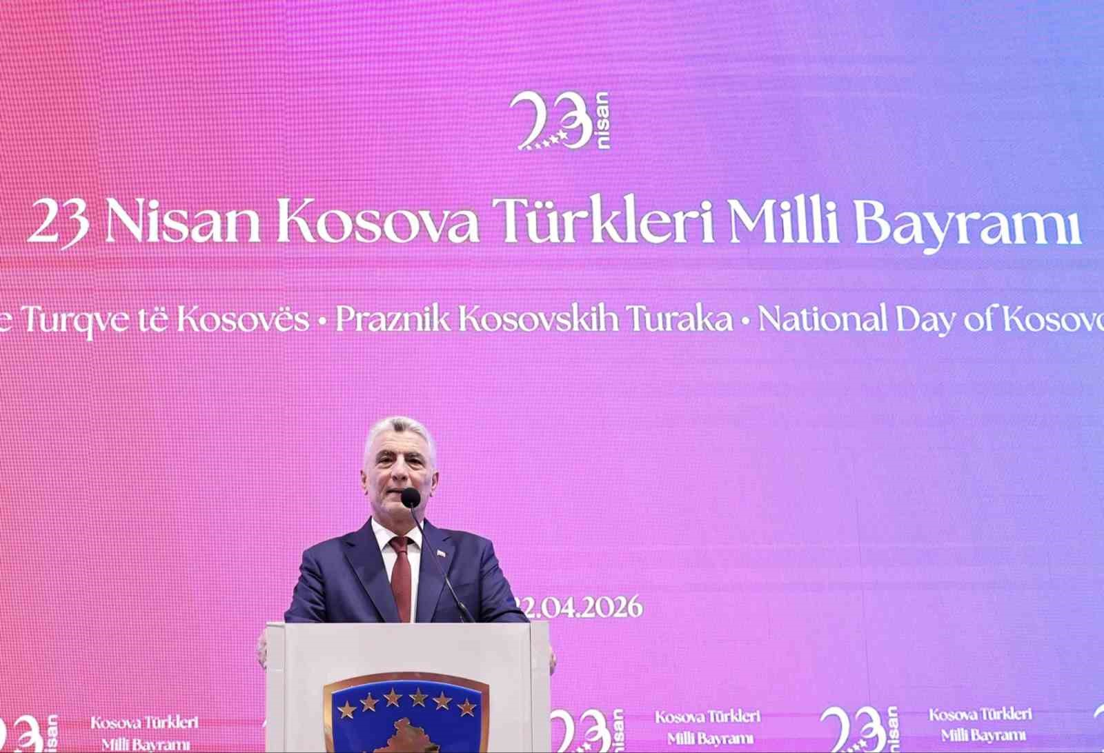 Bakan Bolat, "Kosova Türkleri Milli Bayramı" resepsiyonuna katıldı
