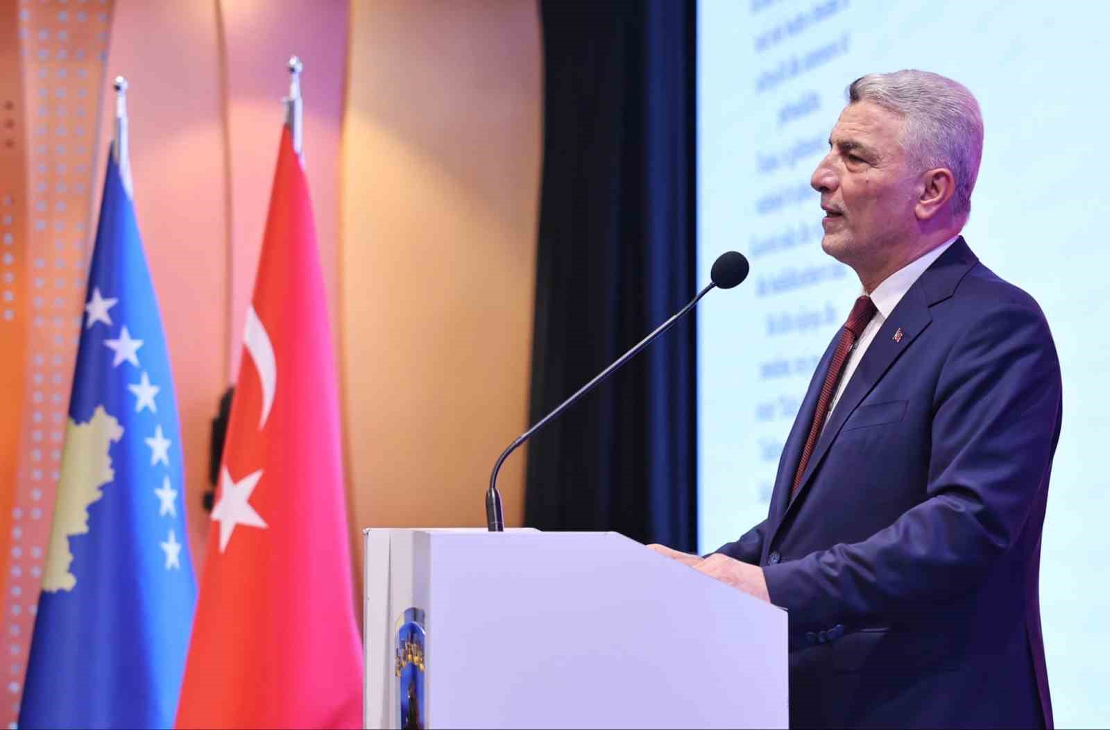 Bakan Bolat, "Kosova Türkleri Milli Bayramı" resepsiyonuna katıldı
